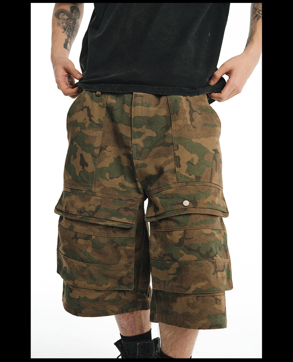 NOVACAM wasteland wind retro camouflage baggy heavy mottled old black cropped pants