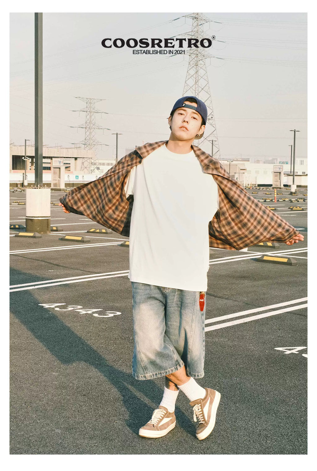 CoosRetro Retro Three-dimensional Cut Line Polished White Seven-point Denim Shorts