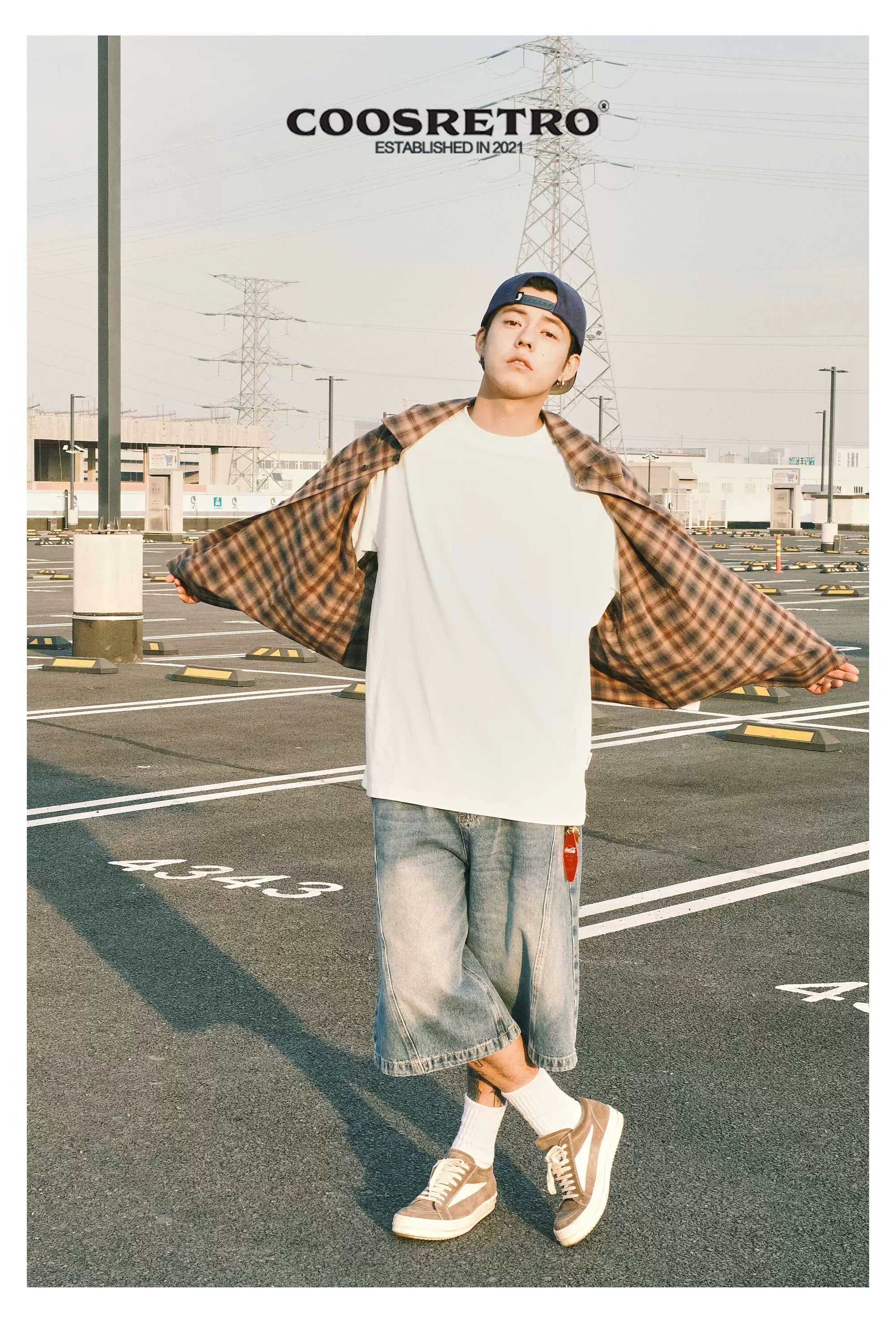 CoosRetro Retro Three-dimensional Cut Line Polished White Seven-point Denim Shorts