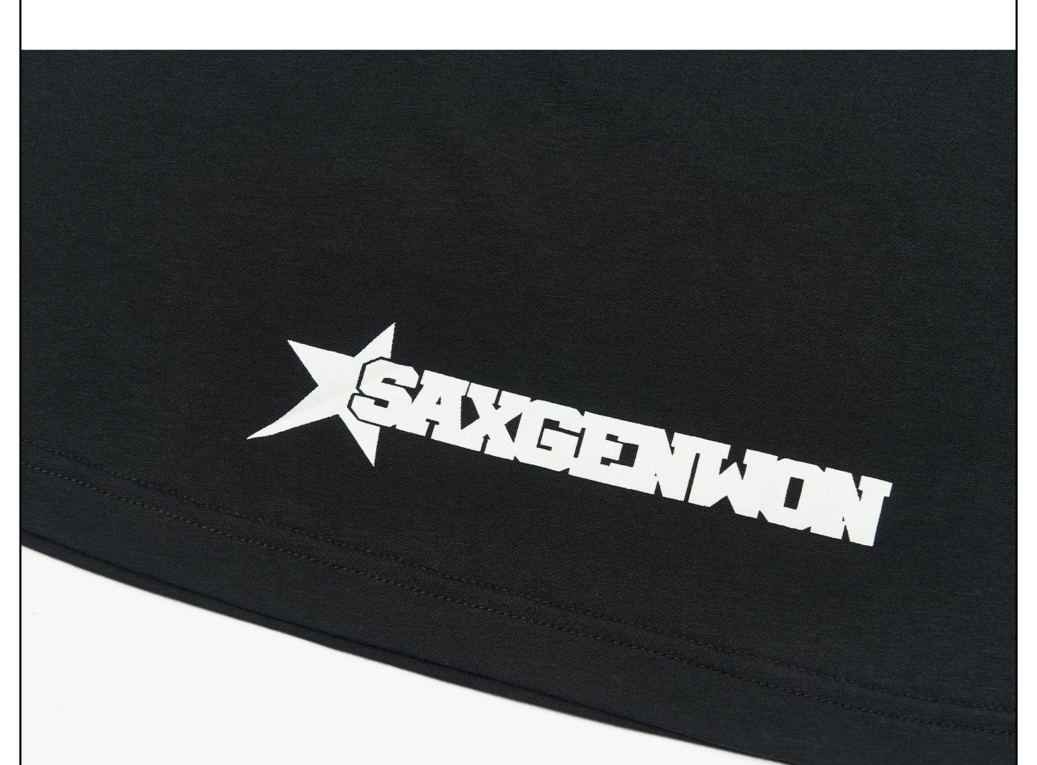 SAXGENWON Slim-fit Striped Crew Neck Tee
