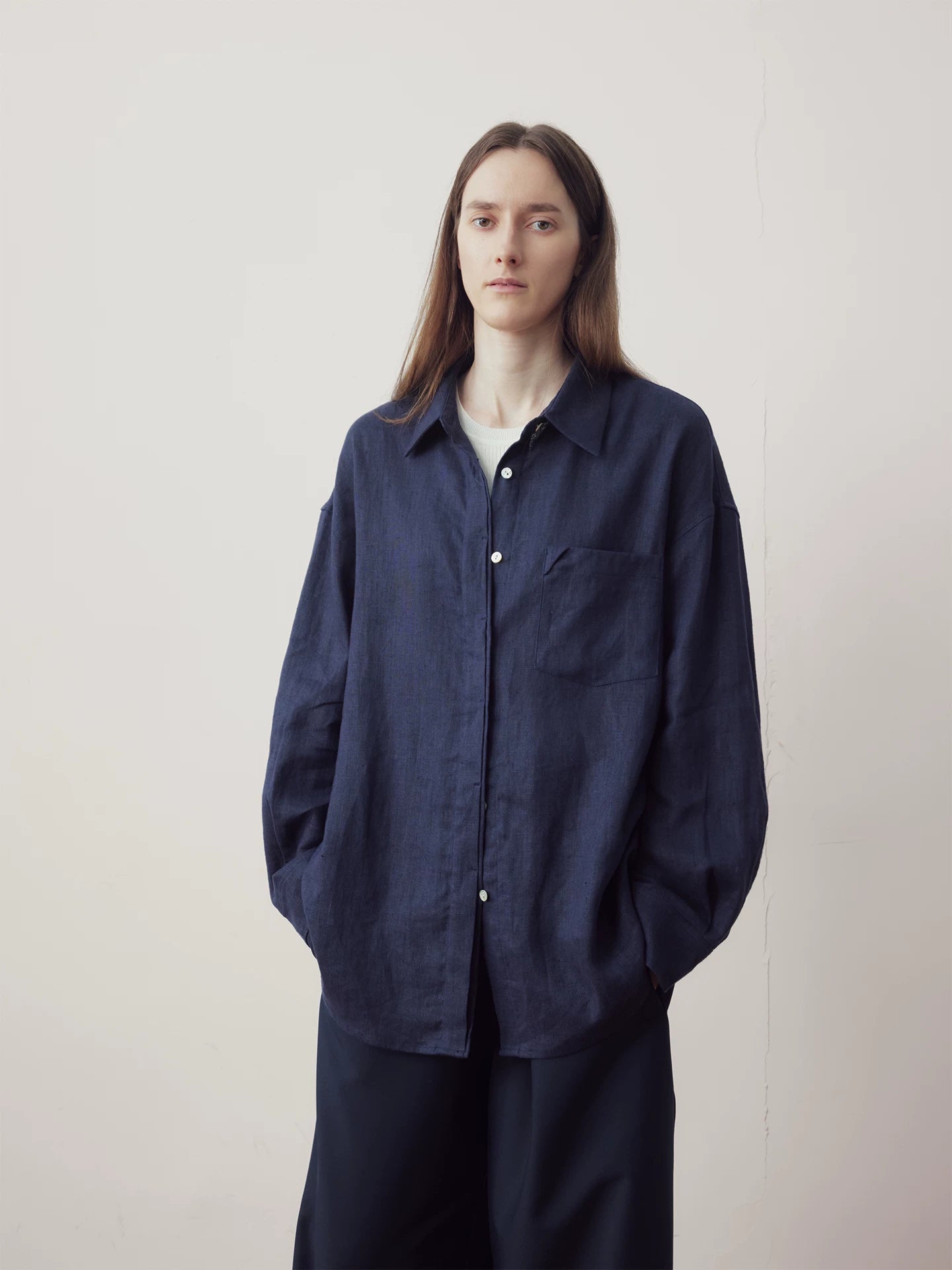 COLN Casual Loose Shoulder Long-sleeved Shirt