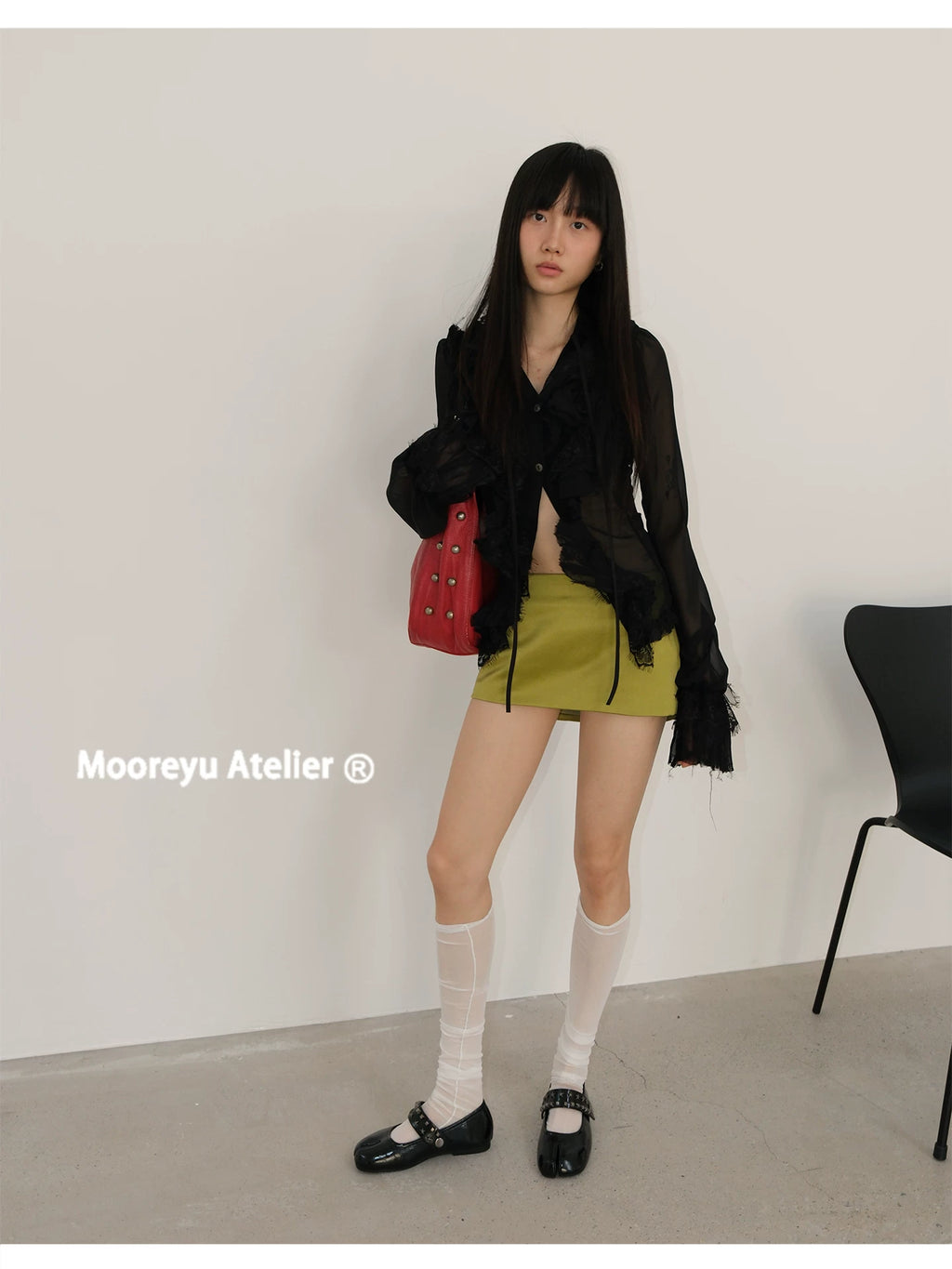 Mooreyu Sweet Cool One-Word Shoes with Round Head Flat Bottom