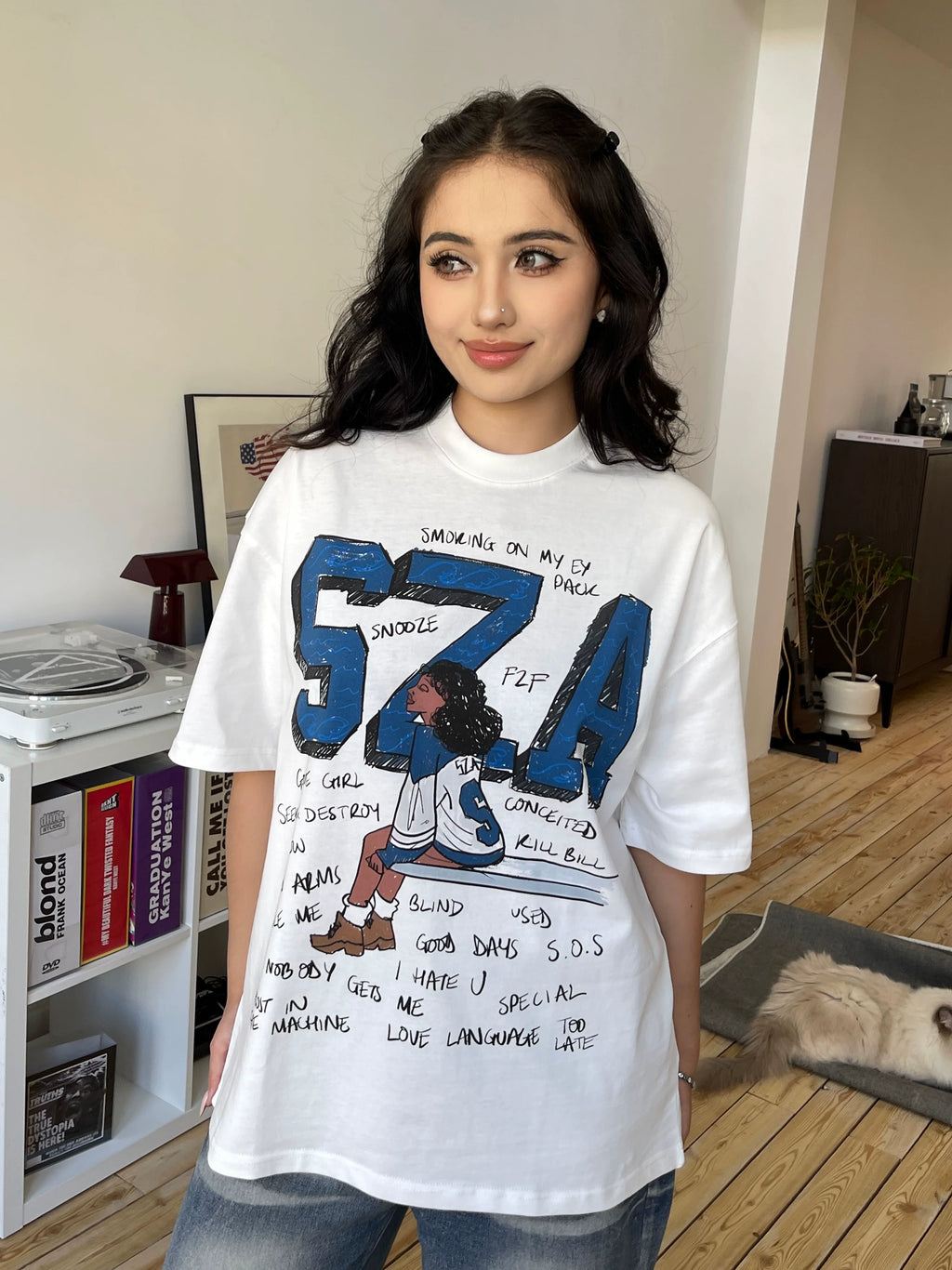 DKNT Cartoon Graffiti Small Neckline Casual Tee