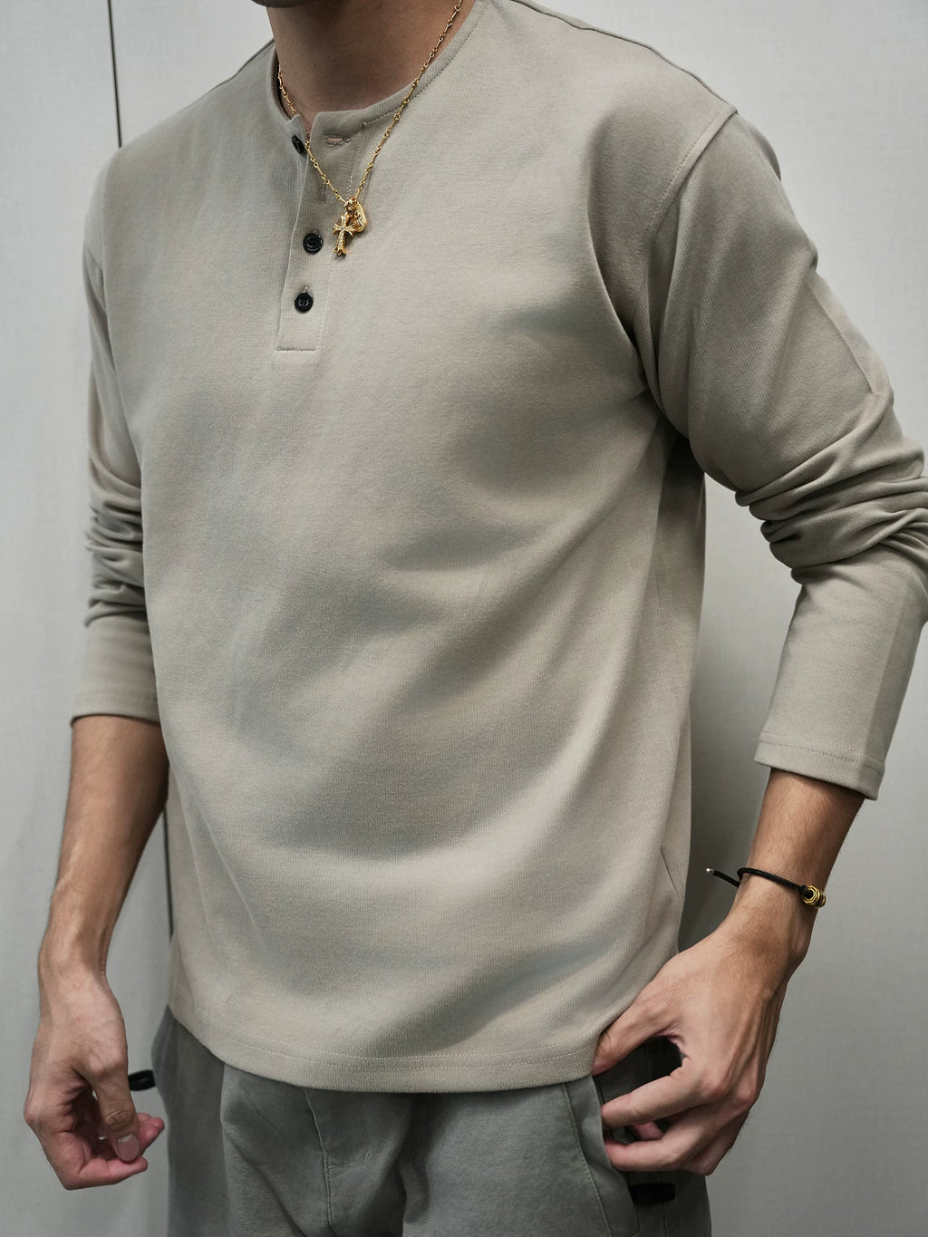 GTAL Henry Collar Is Warm with Versatile Long Sleeves
