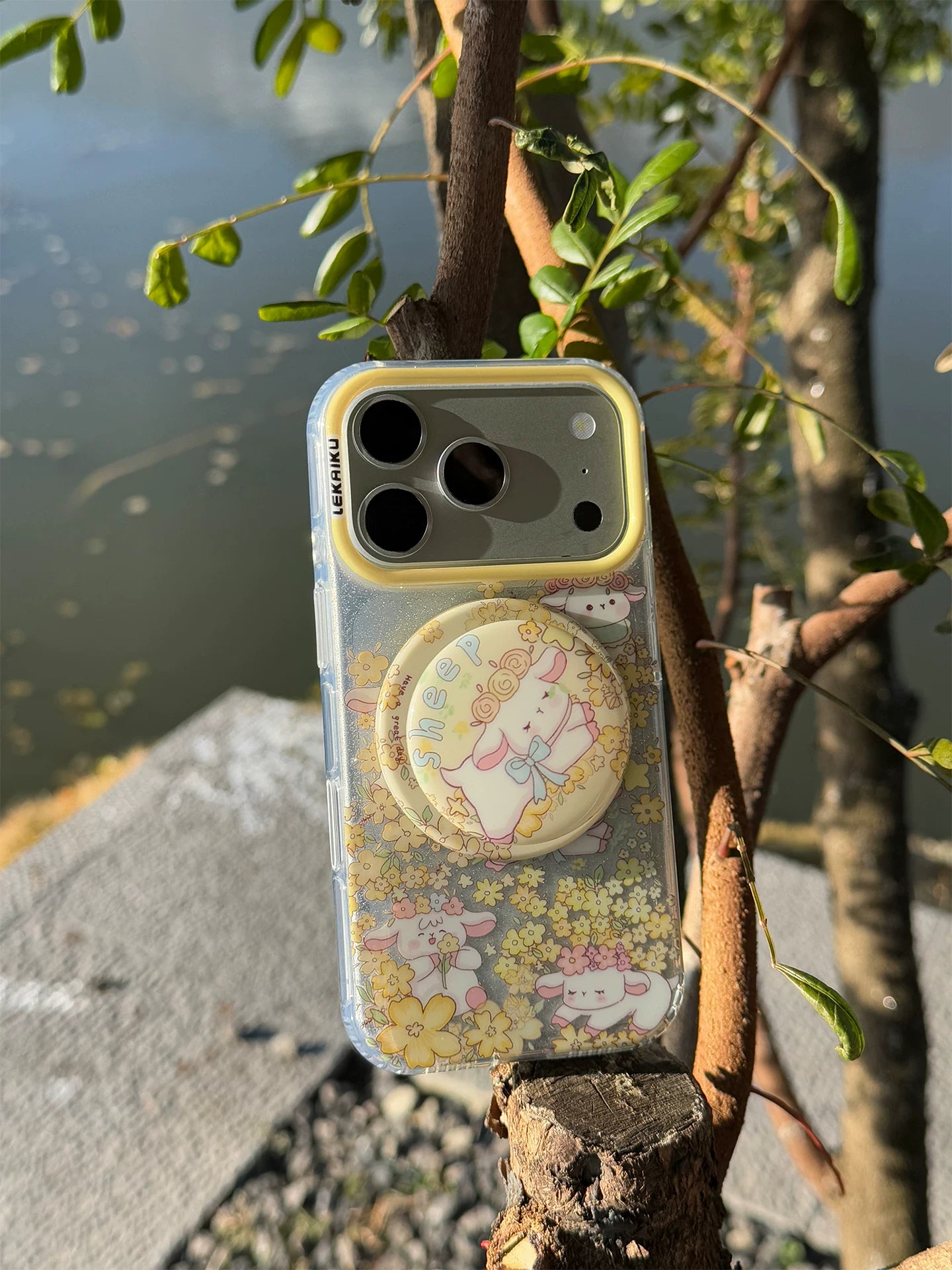 KANO Rabbit Magnetic Phone Case with Holder