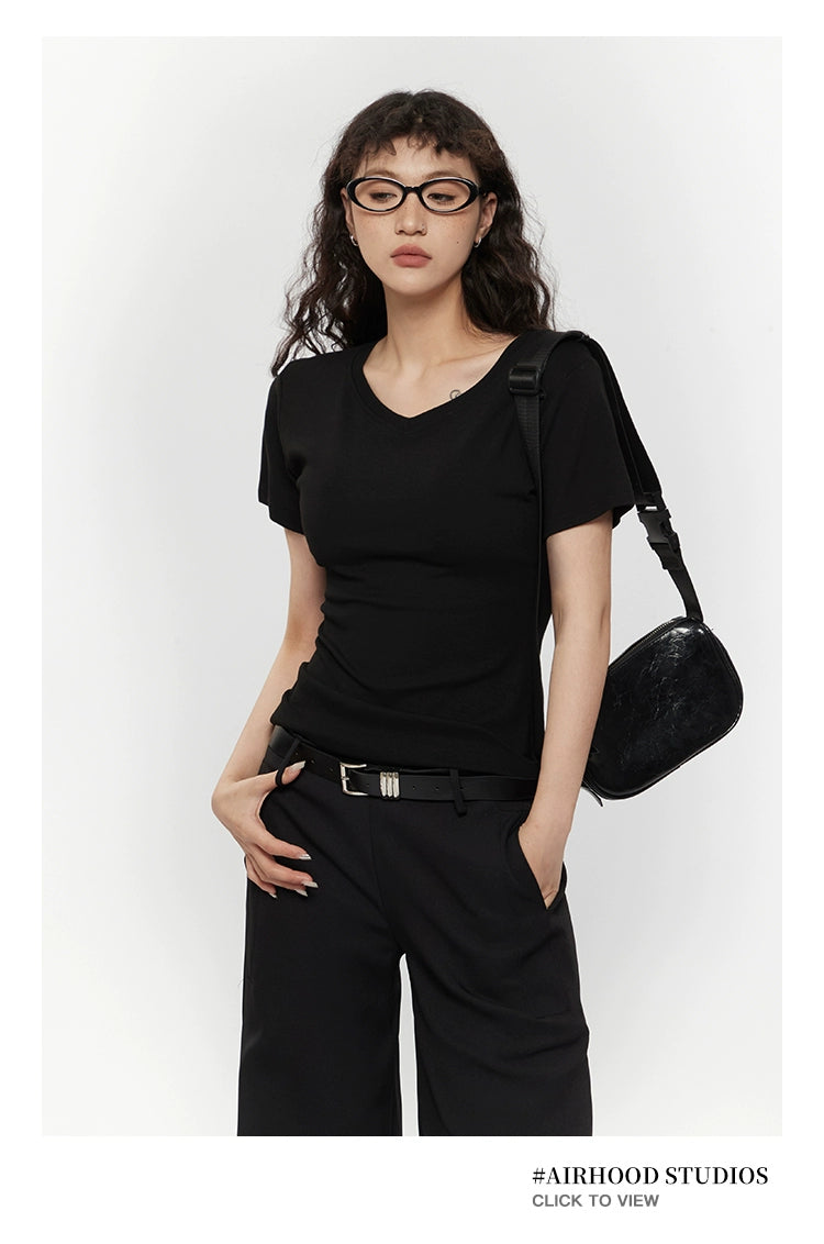 AIRHOOD V Neck Slim and Thin Versatile Tee