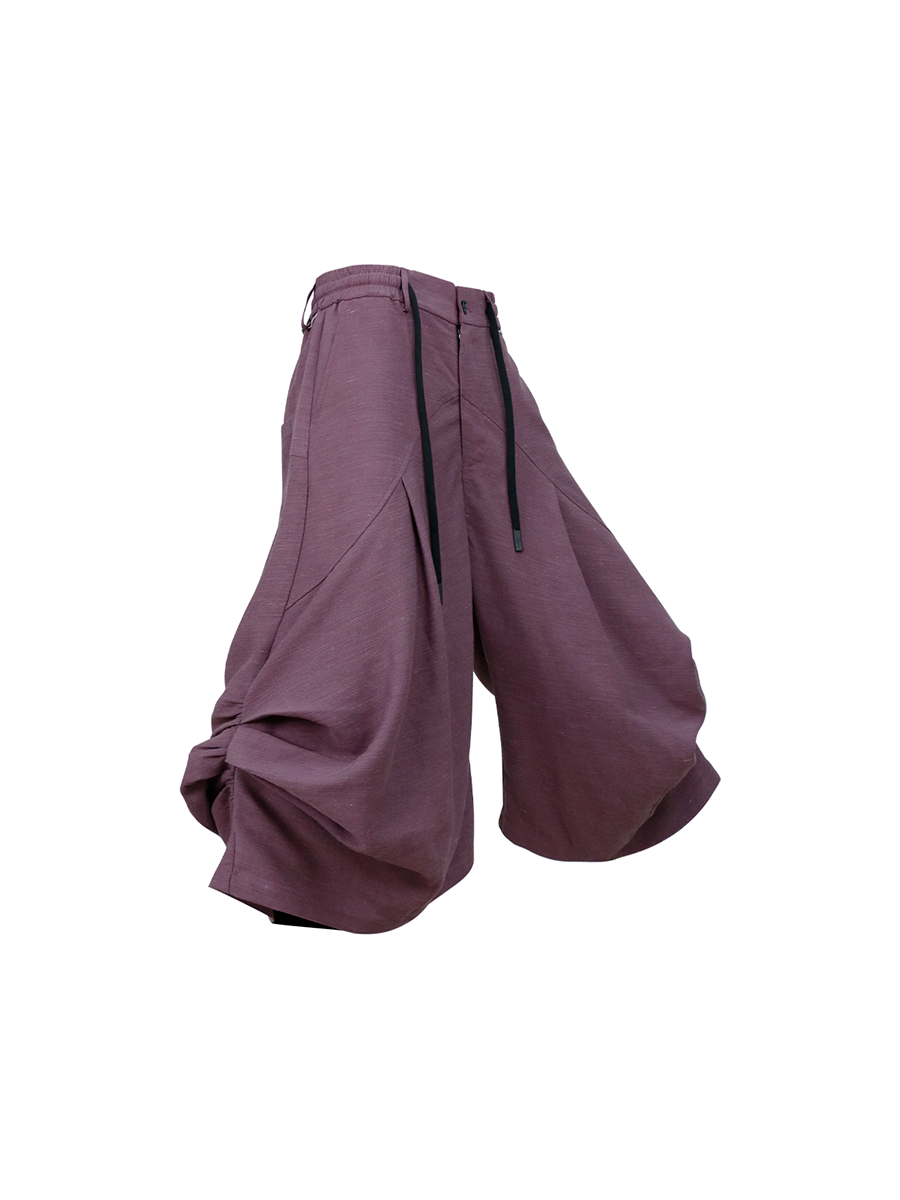 RELABEL Pleated Casual Capris