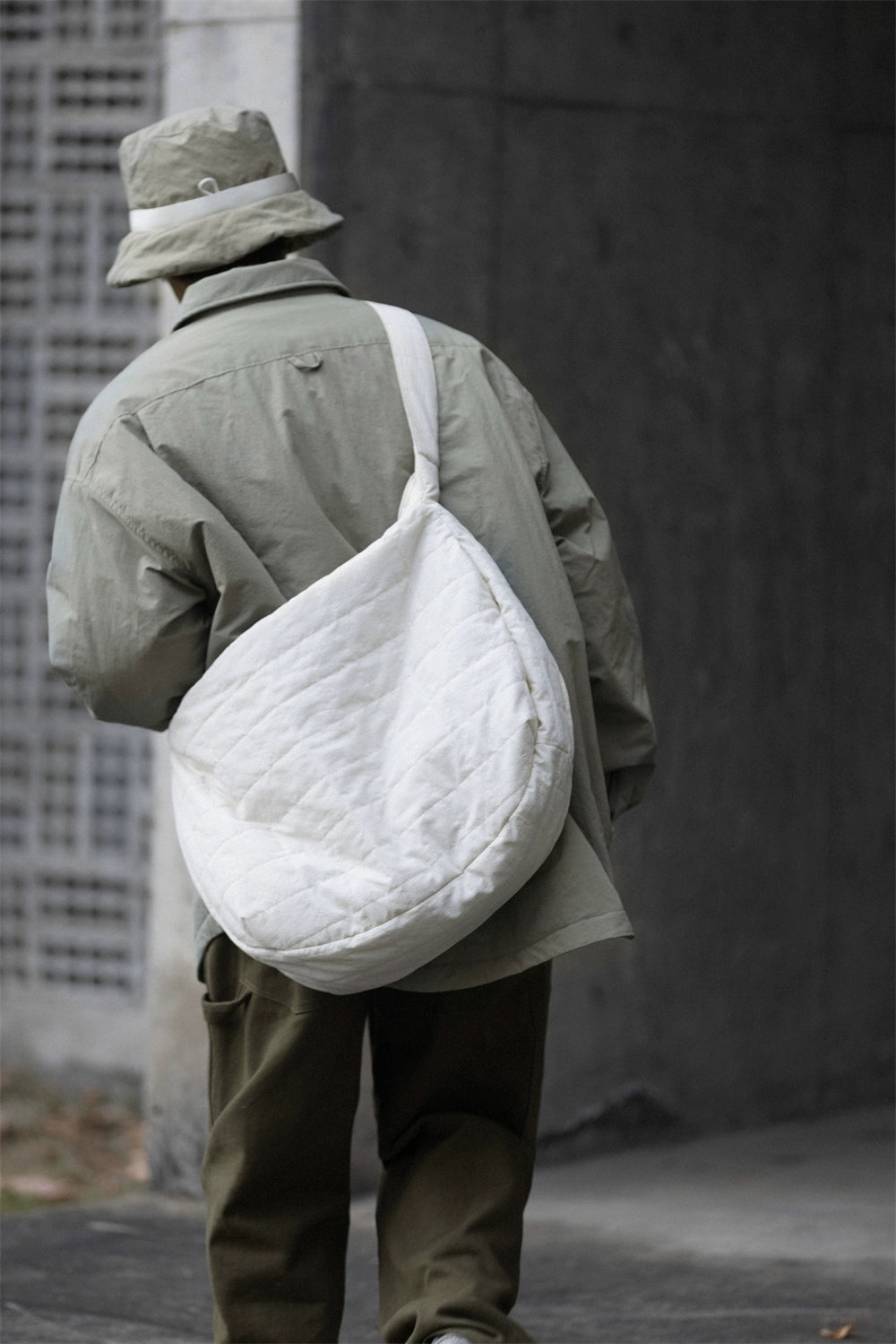 NOEARS Japanese Large-capacity Oblique Span Package