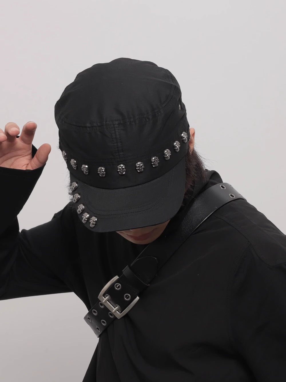 WORLDWIDE Y2k Skull Rivet Flat Top Cap