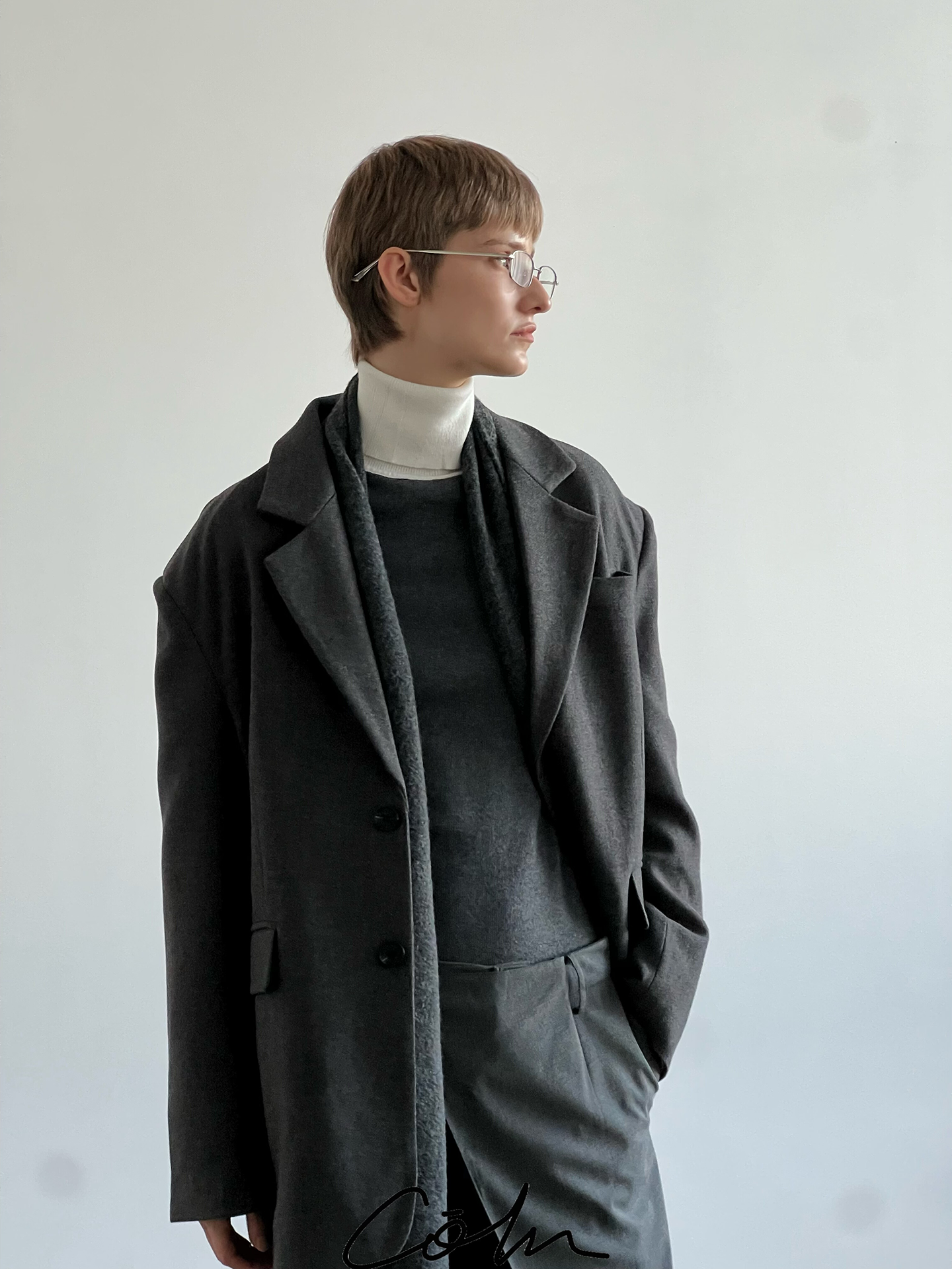 COLN Shoulder Padded Woolen Blazer