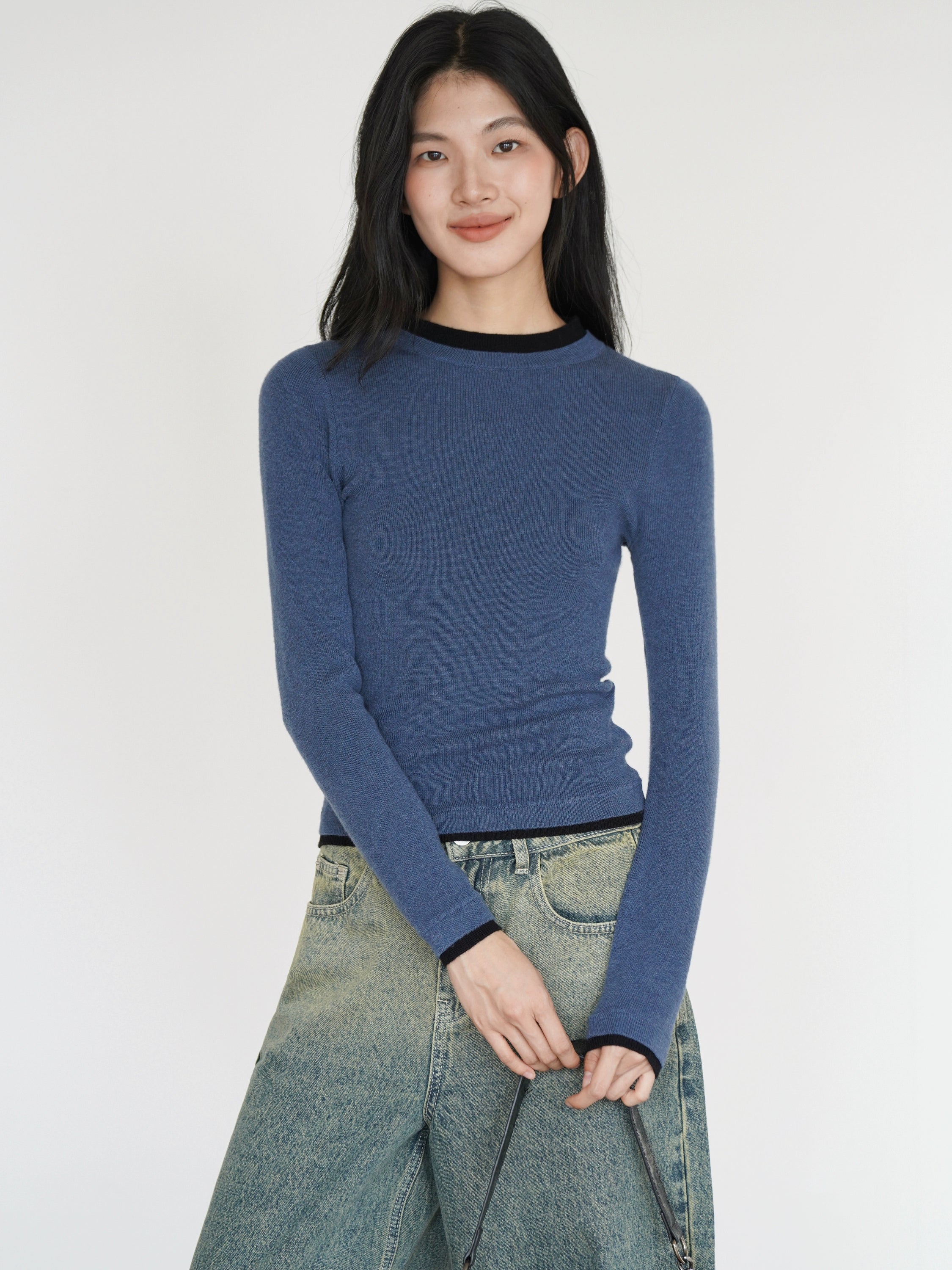 EIGHTHMONTH Fake Two-piece Crew-neck Knitted Bottoming Shirt