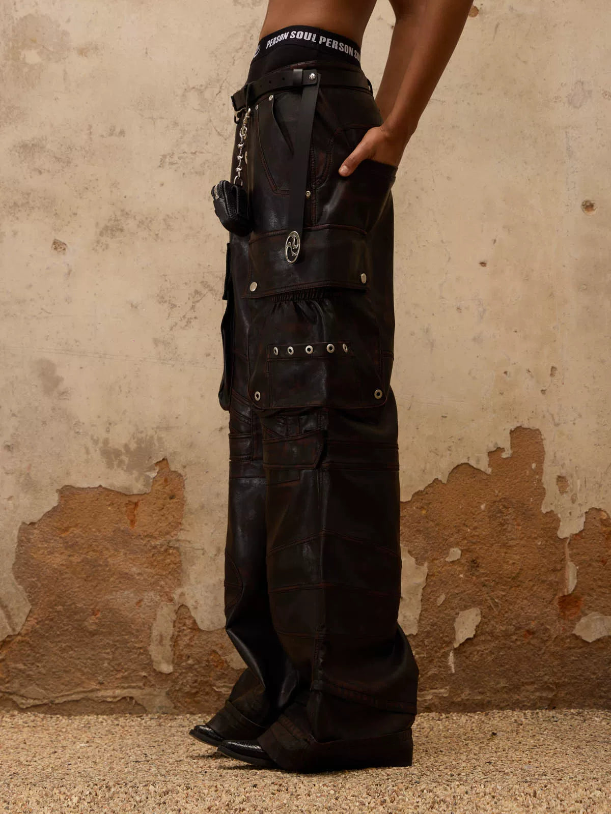 PERSONSOUL Vintage Spade Armor Structure Polished Leather Pants