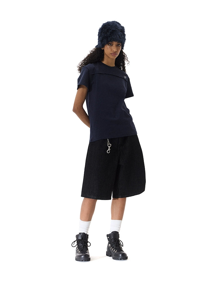 CRICLE CAGE Slim-fit Embroidery Tight Front Shoulder Tee
