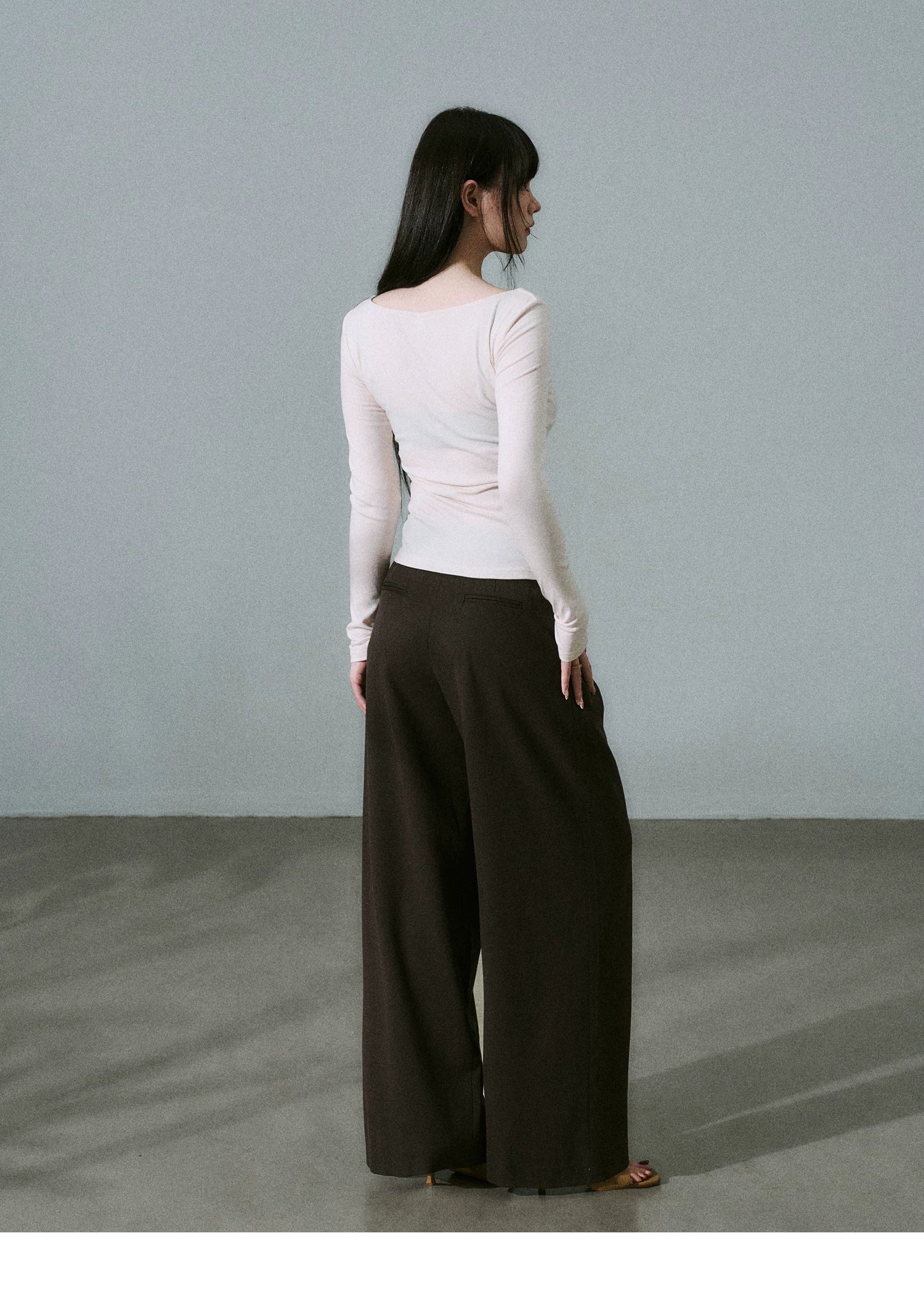 LOST FOREST Versatile Slim Low-rise Wide-leg Trousers