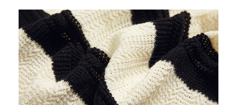 Rocawear Strawberry Flower Embroidered Knitted Short Sleeve Shirt