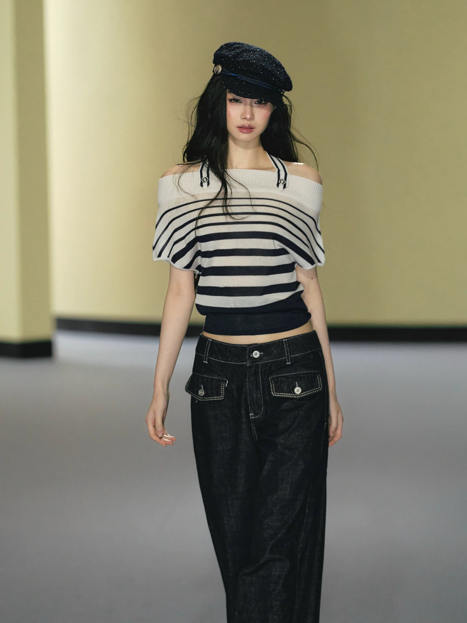 AGAM Striped Neck One Word Shoulder Waist Tee
