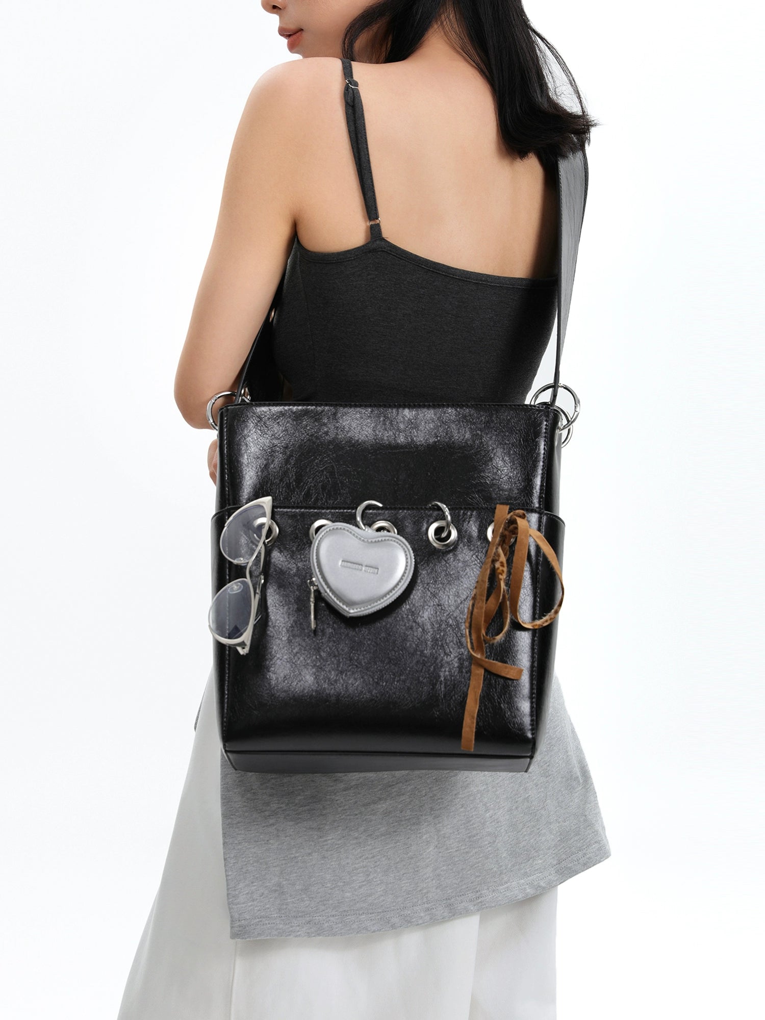 JANDRESS Casual Porous Punching Bucket Bag