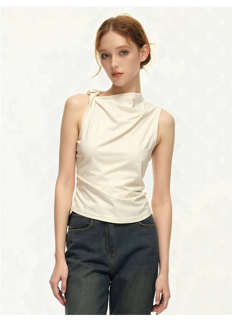 SUREENOUGH Asymmetrical Slim-fit Pleated Vest
