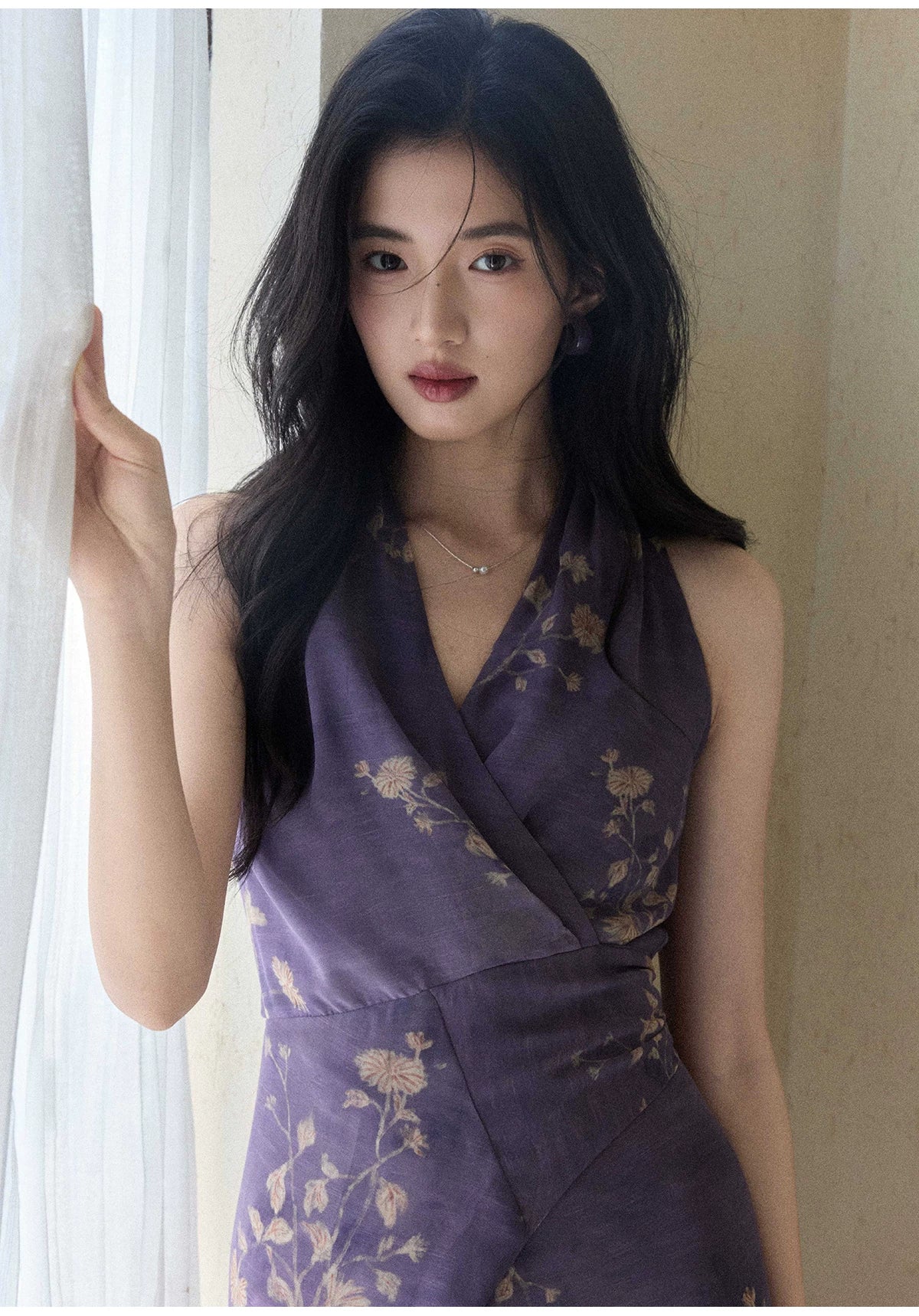 TYANG Temperament V-neck Smudged Floral Dress