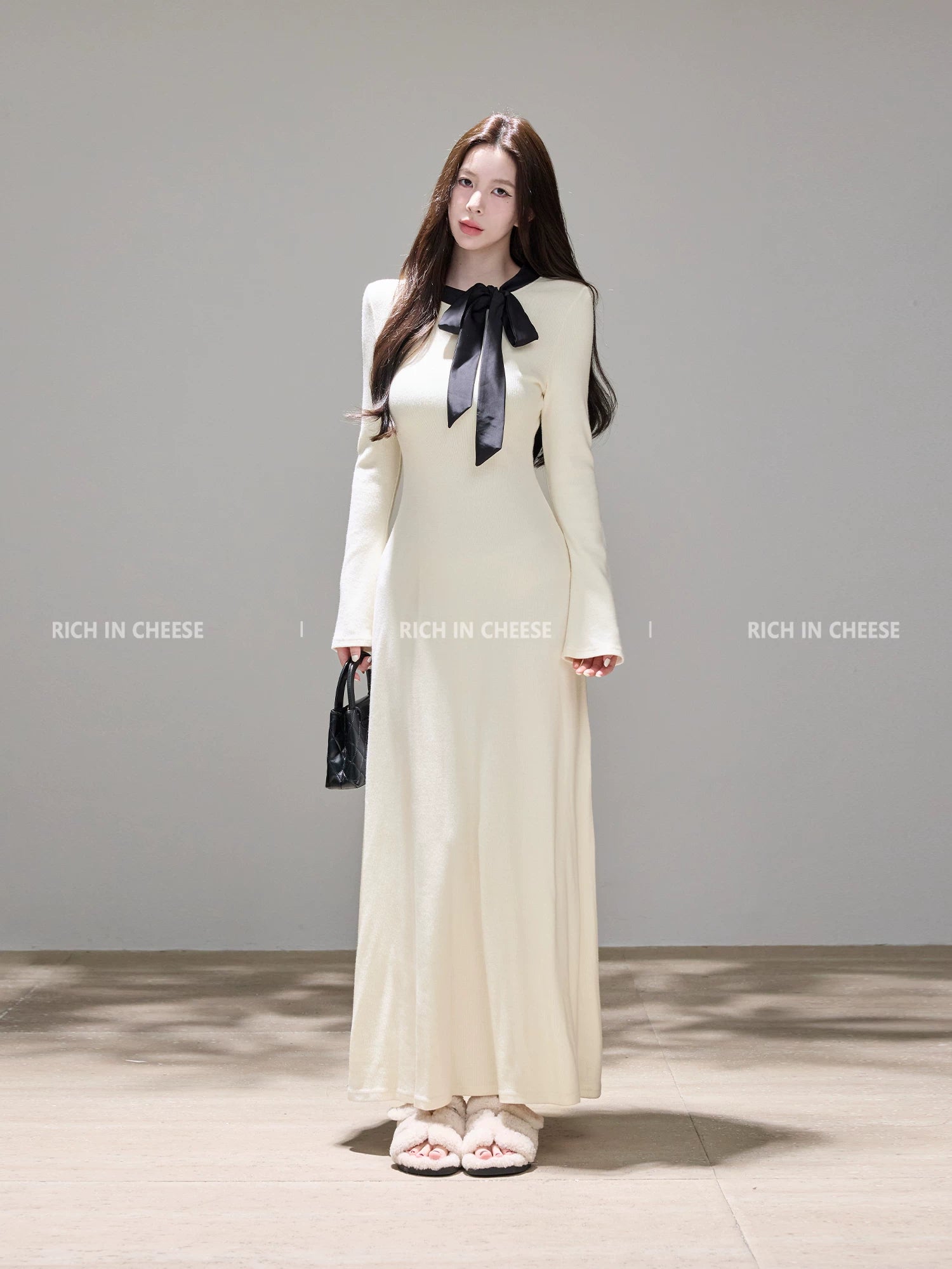 RICH IN CHEESE Bow Contrasting Splicing Long Knitted Dress