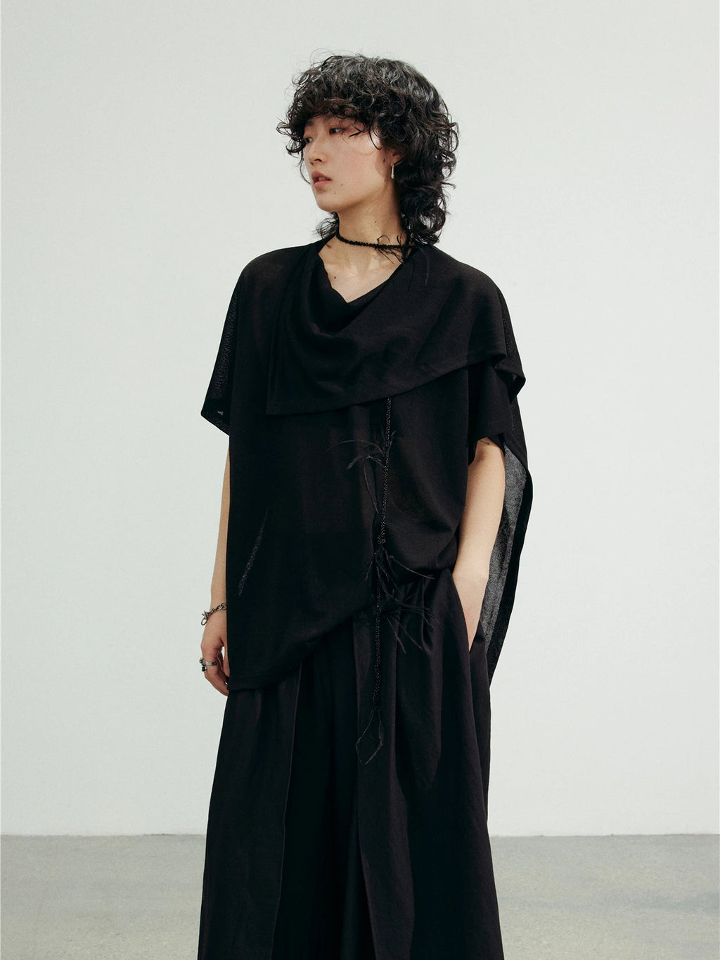 SUNYVONNE V-neck Irregular Ice Silk Knitted Shawl Tee