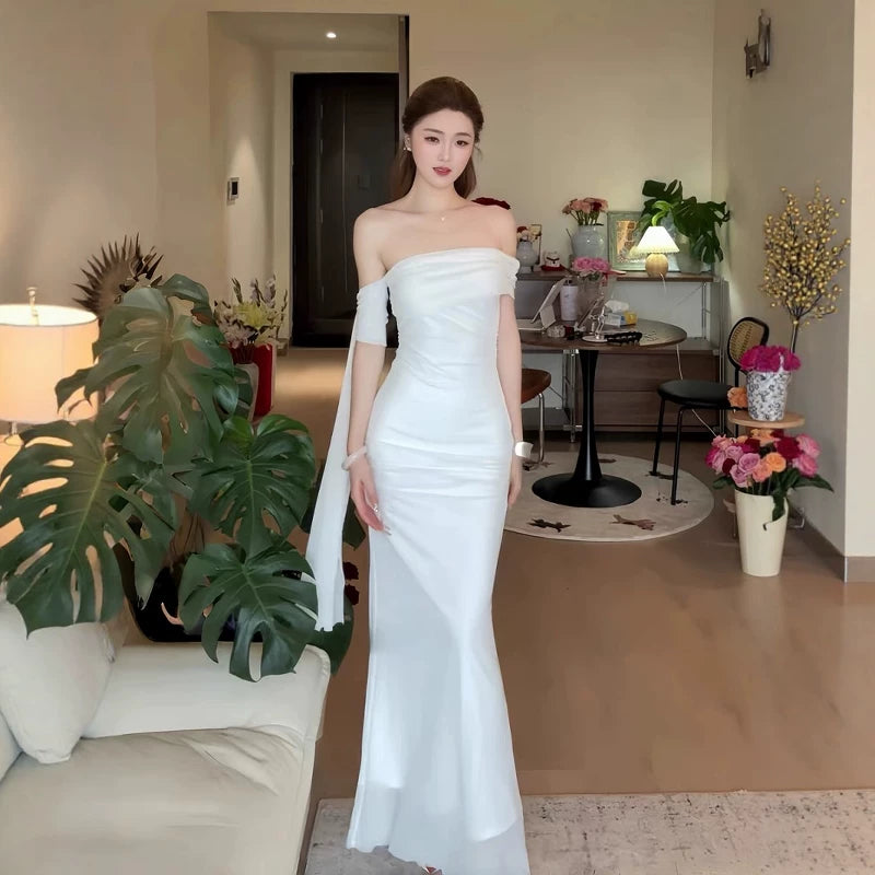 Instunning High-end Slanted Shoulder Streamer Dress