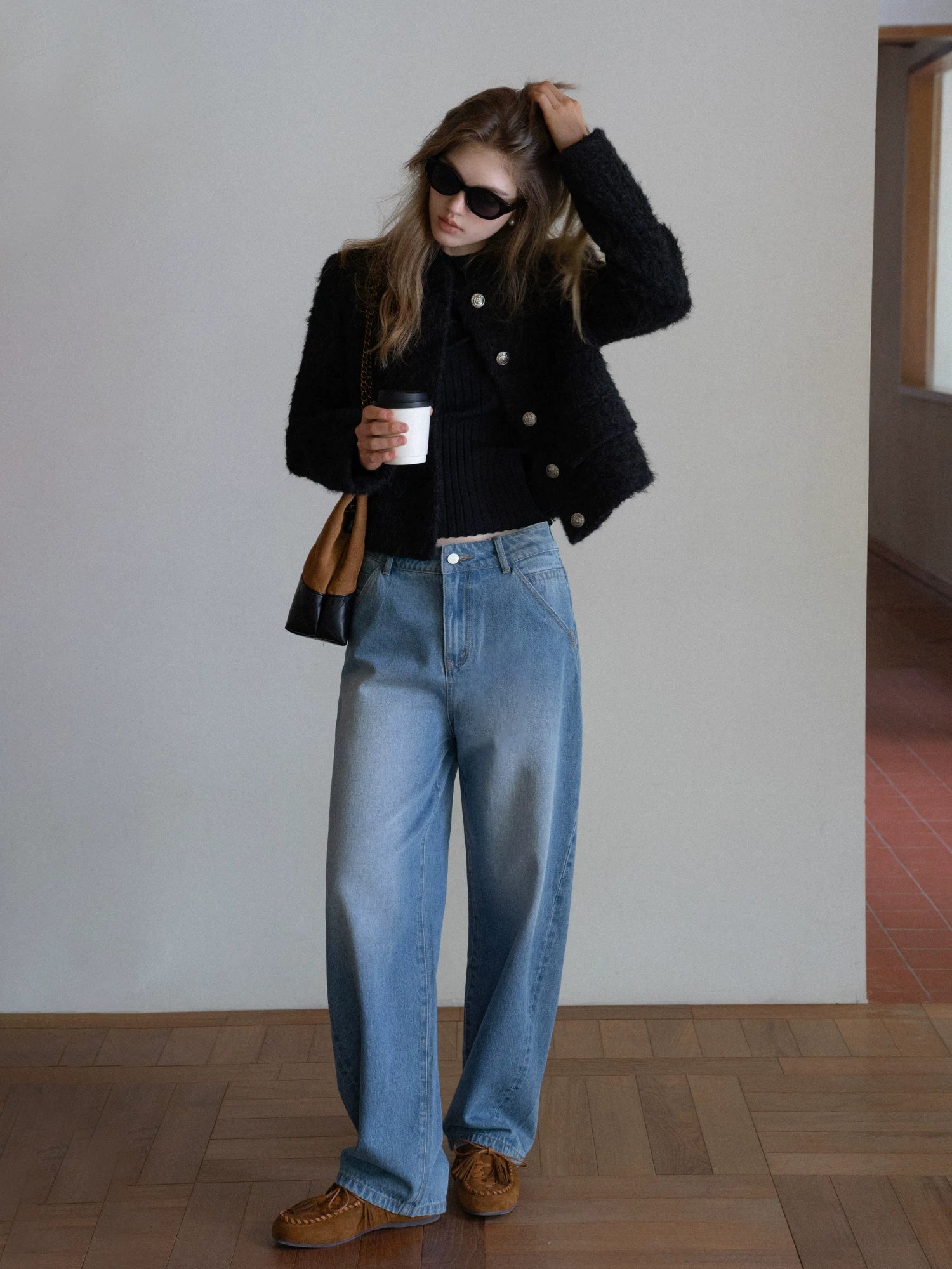 EGGKA Crew Neck Single-breasted Premium Short Jacket