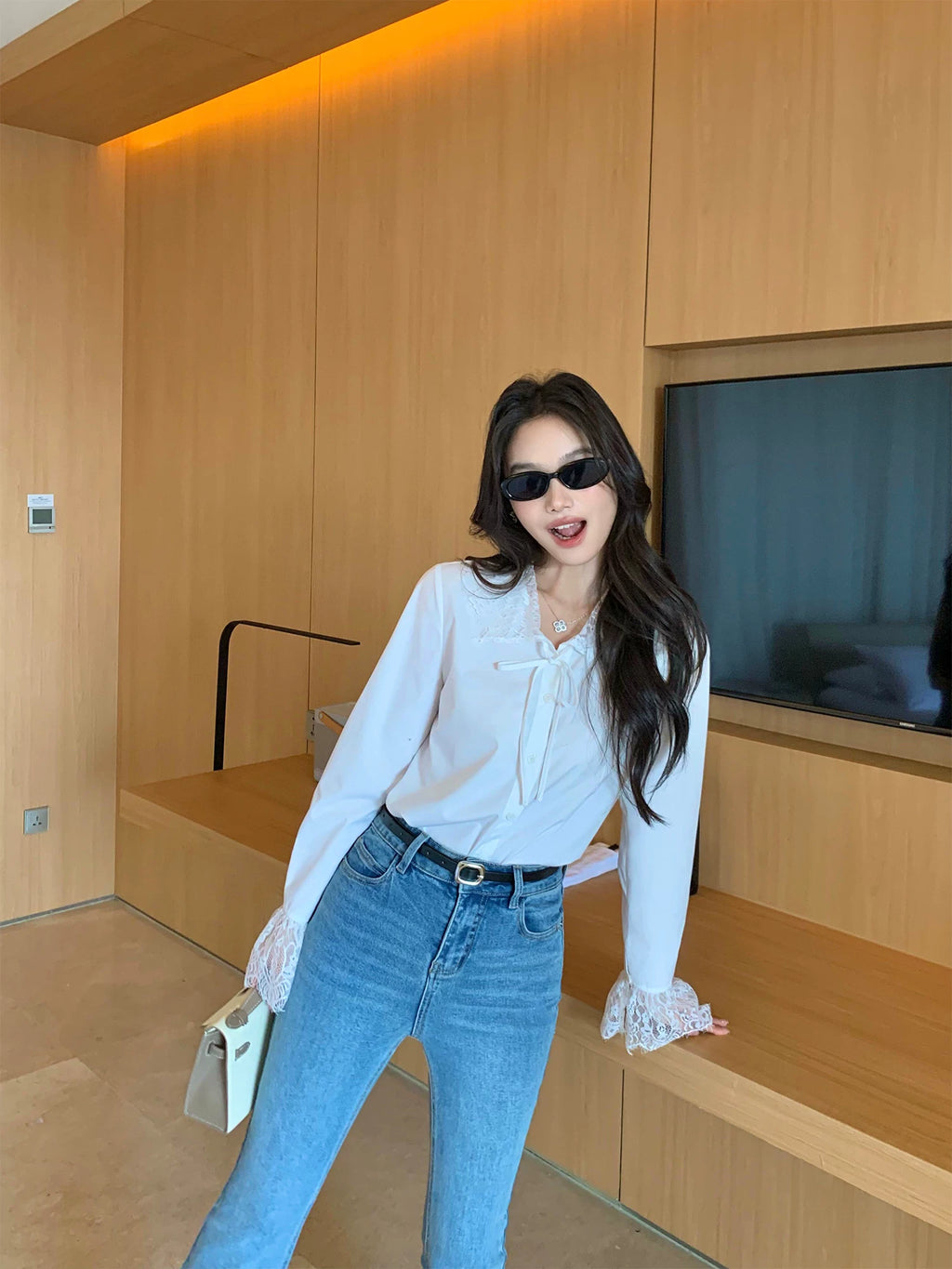 Pusumede Lace Stitching Long Sleeve Shirt