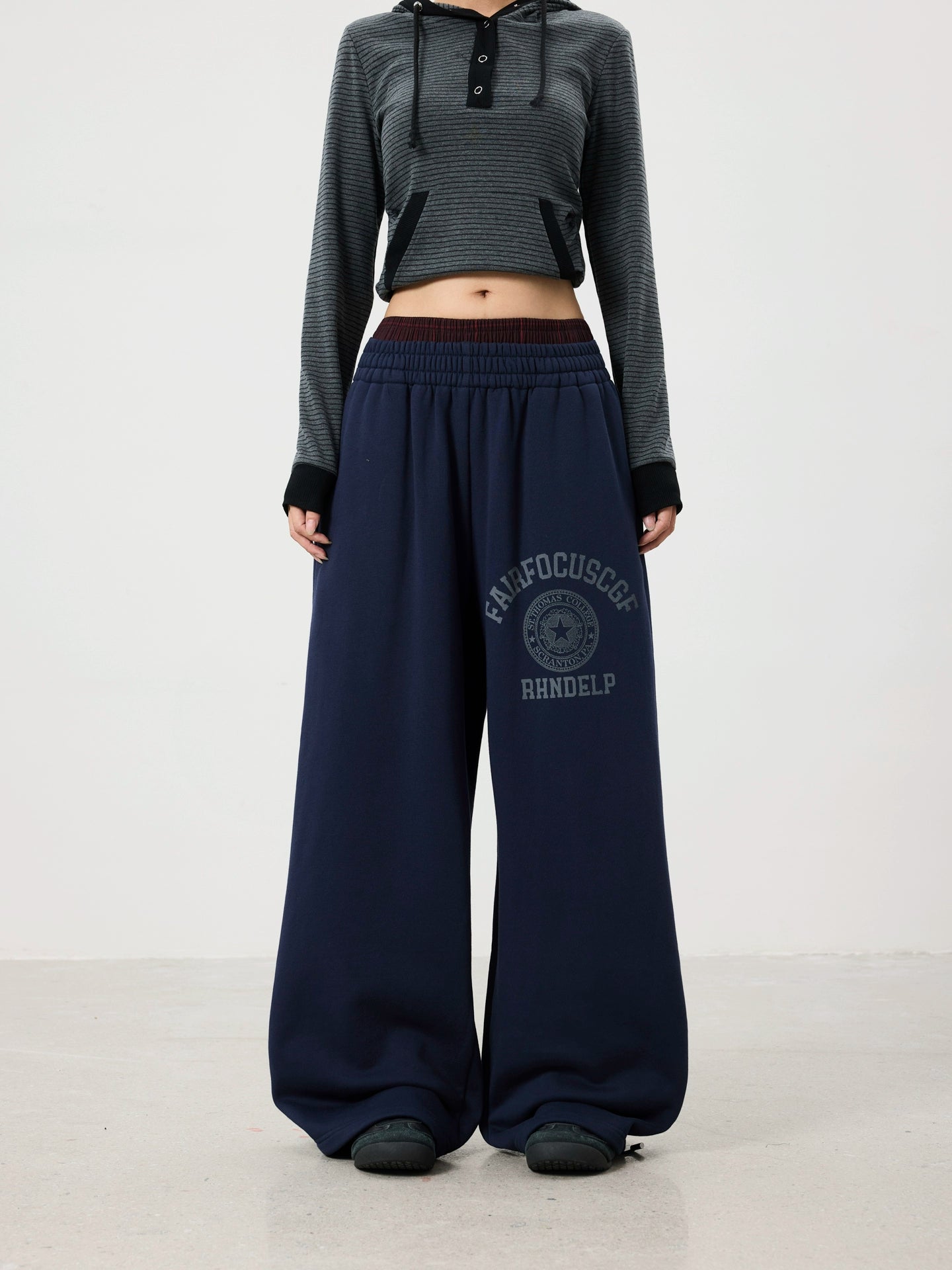 BTSG Vintage Badge Printed Sweatpants
