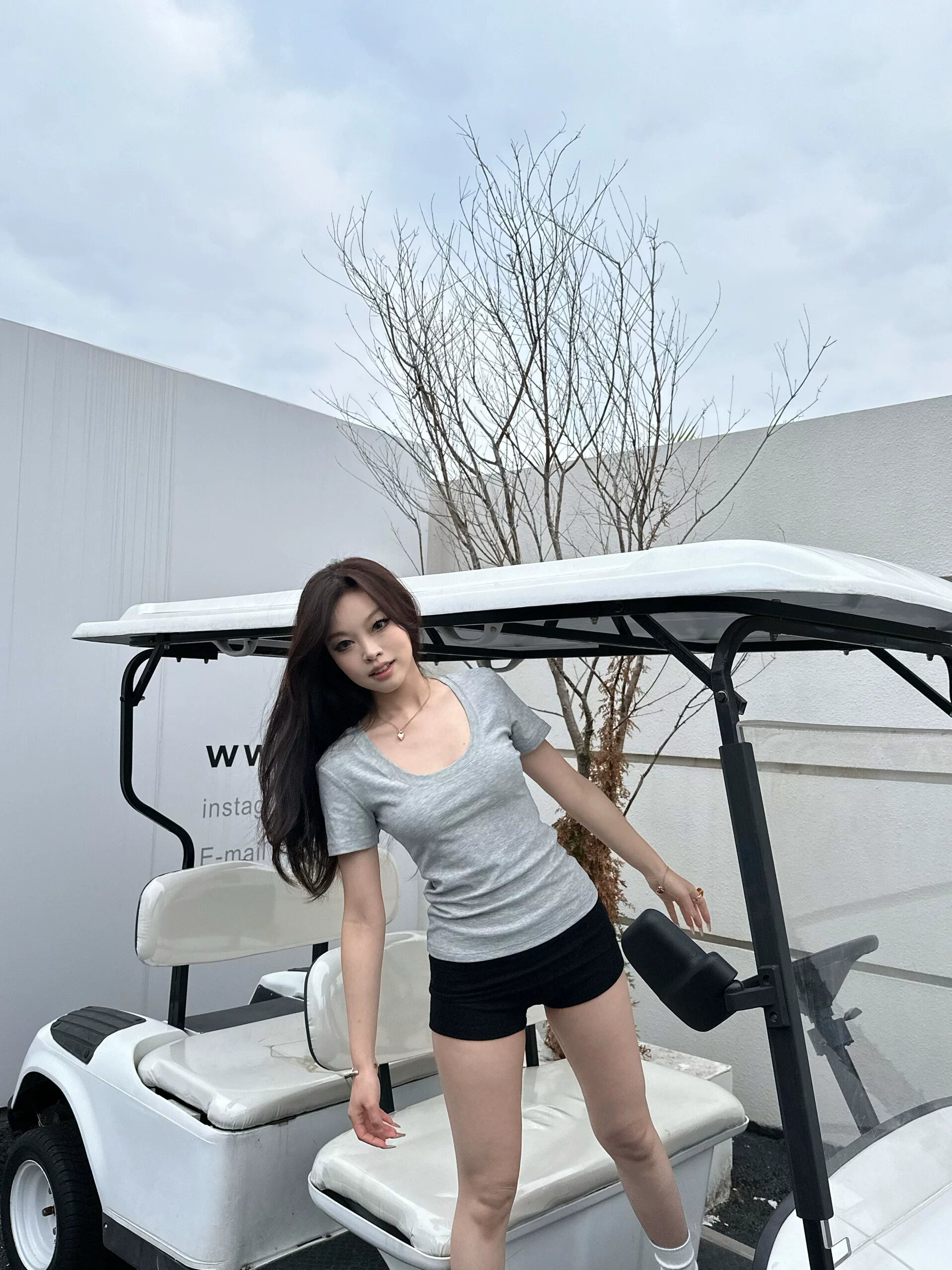 Popchee Comfortable U Neck Slim Tee