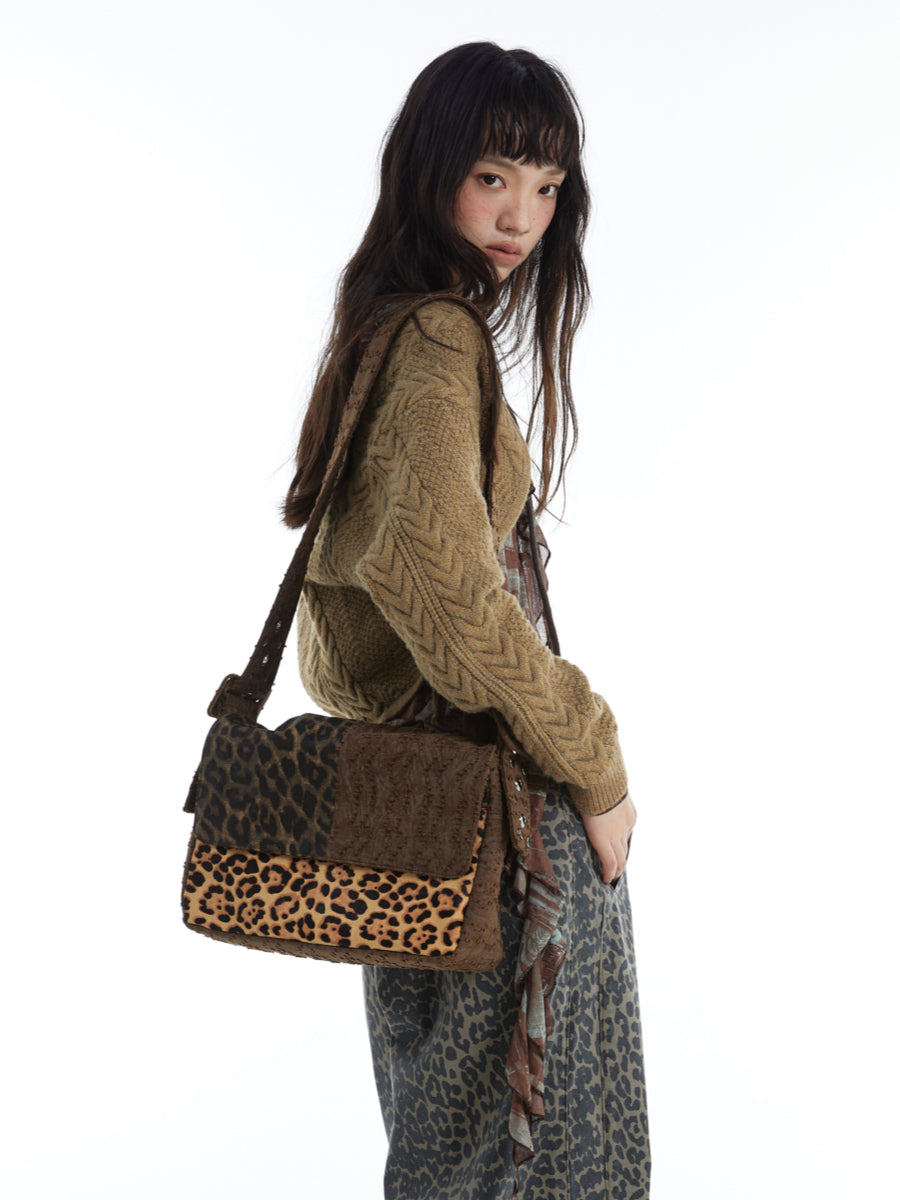 DirtySix "rahrah! Jaguar!" Ah Leopard messenger cow fur bag