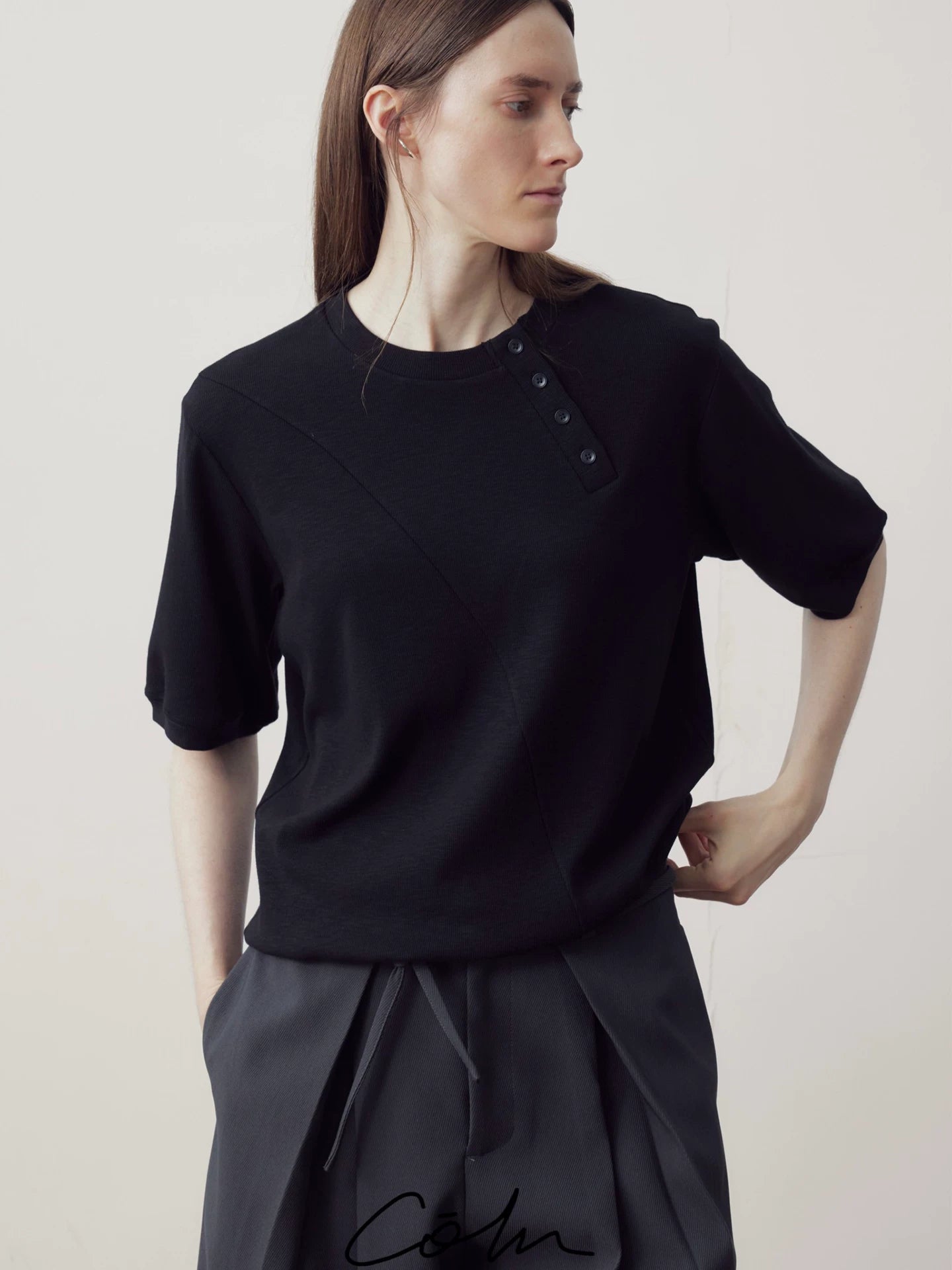 COLN Minimal Loose Slant Neck Polo Tee