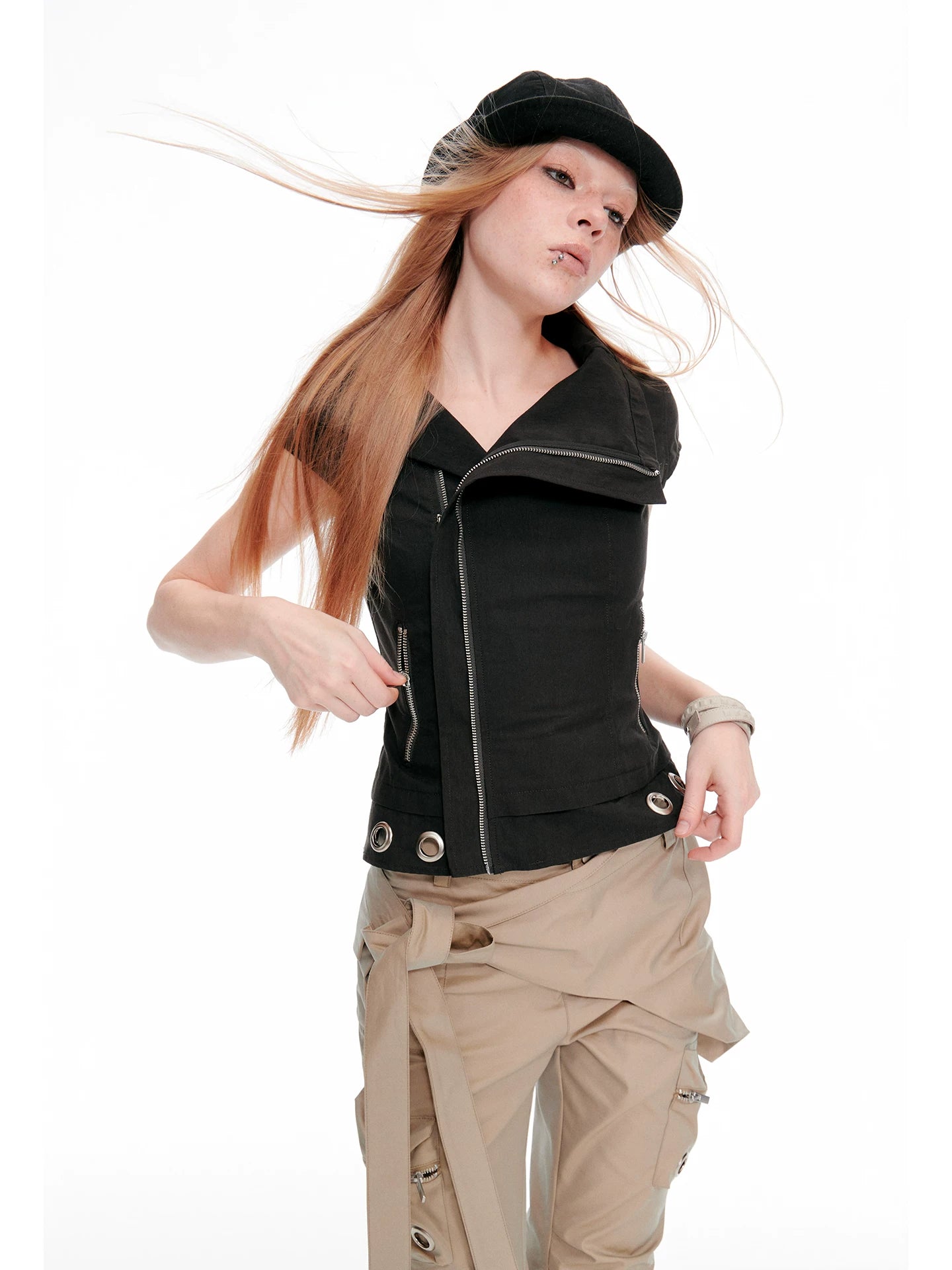 JIKOO Oblique Zipper Slim and Thin Tee