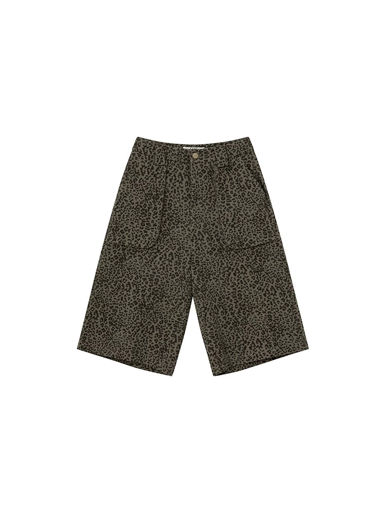 KANO Cross-pocket Leopard Print Cropped Pants