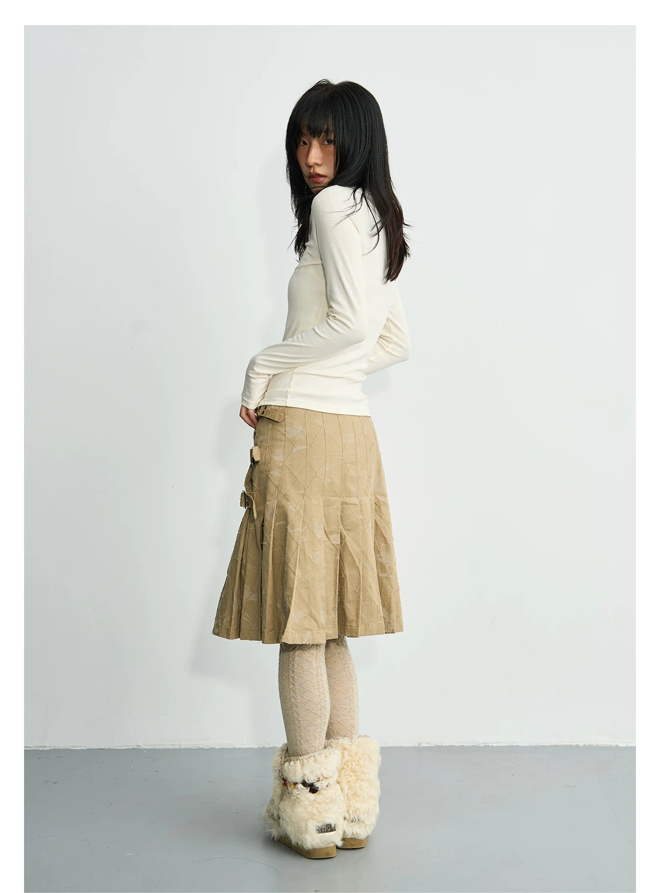 Enteralt Double Pin Buckle Medium High Waist Versatile Pleated Skirt