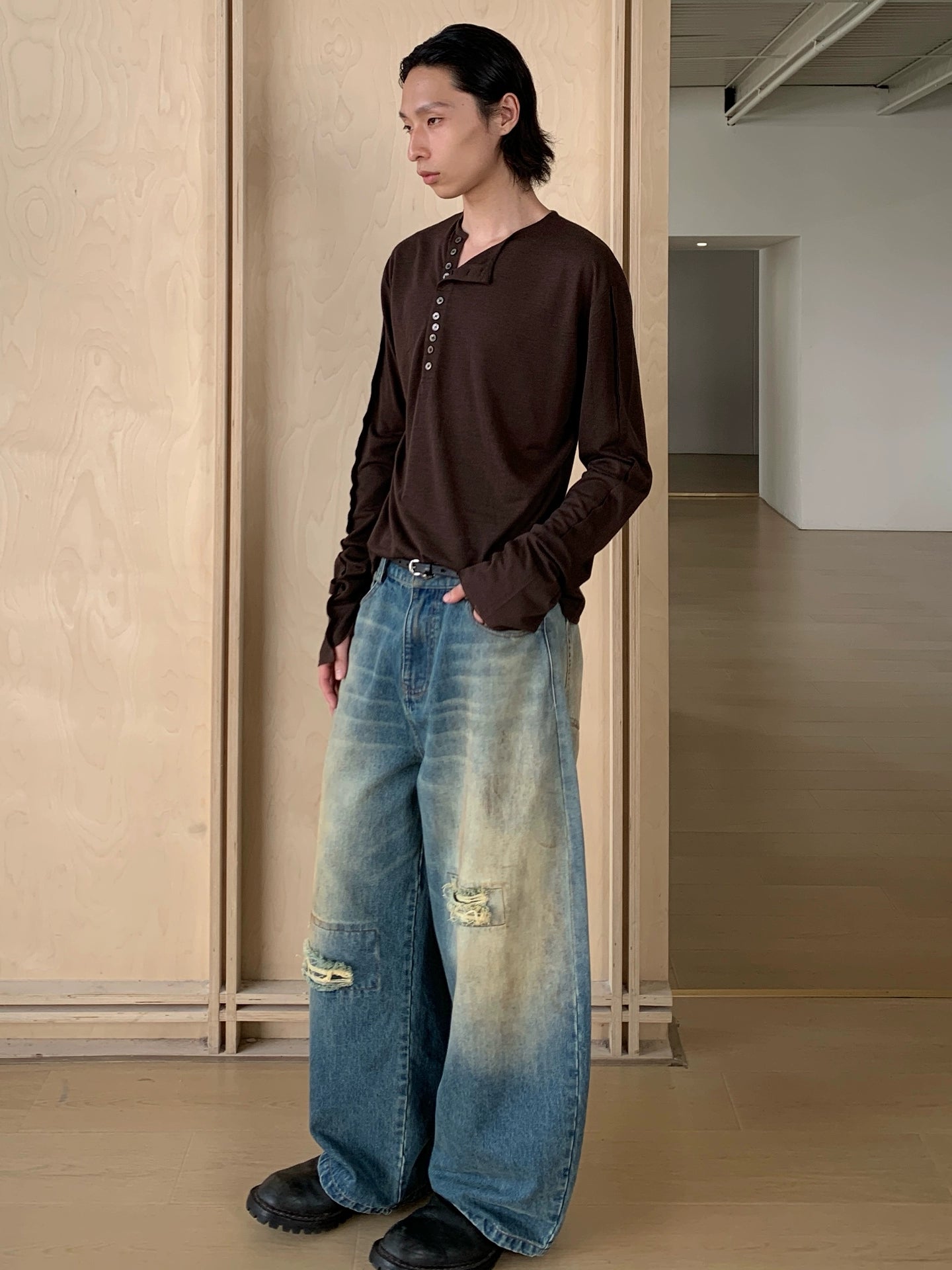 POH Shell Button Diagonal Button Long Sleeve