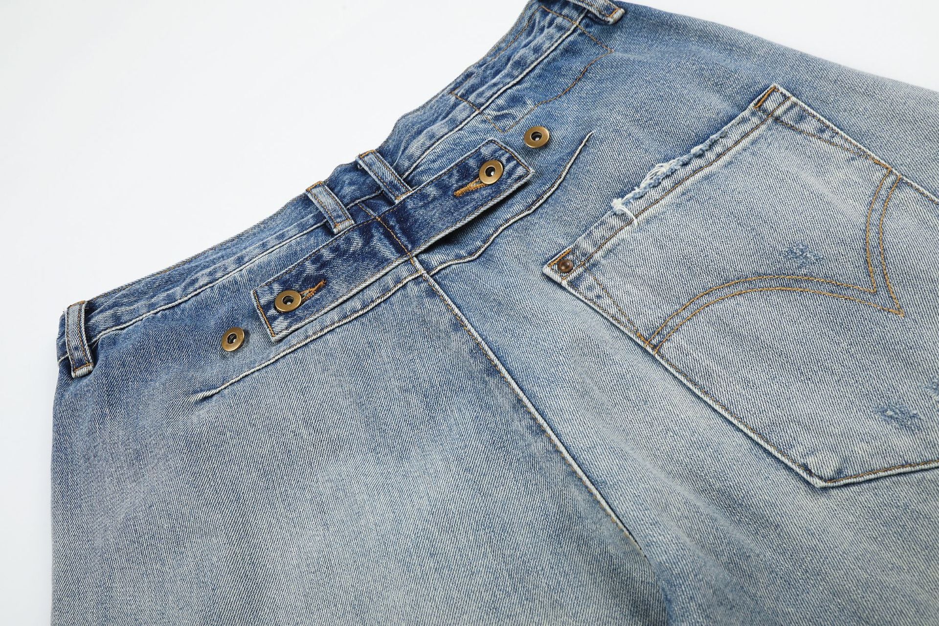 11KN Retro Straight Loose Seven-point Jeans