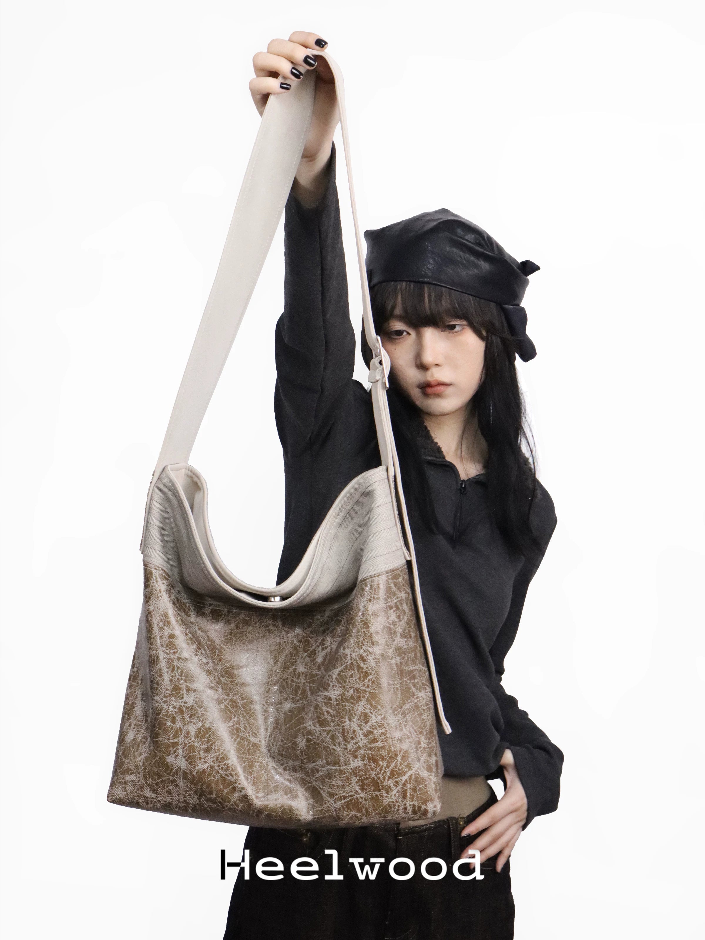 Heelwood Wilderness New Chinese Adjustable Shoulder Bag