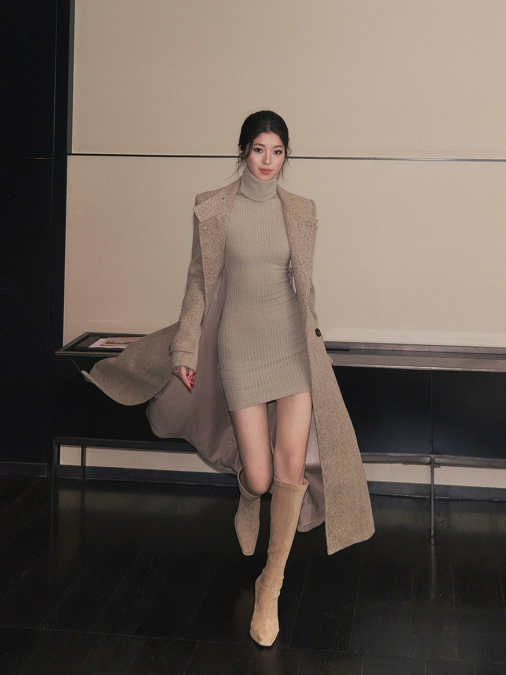 LLROGE Waist Medium and Long Over-knee Temperament Stand-up Collar Woolen Coat