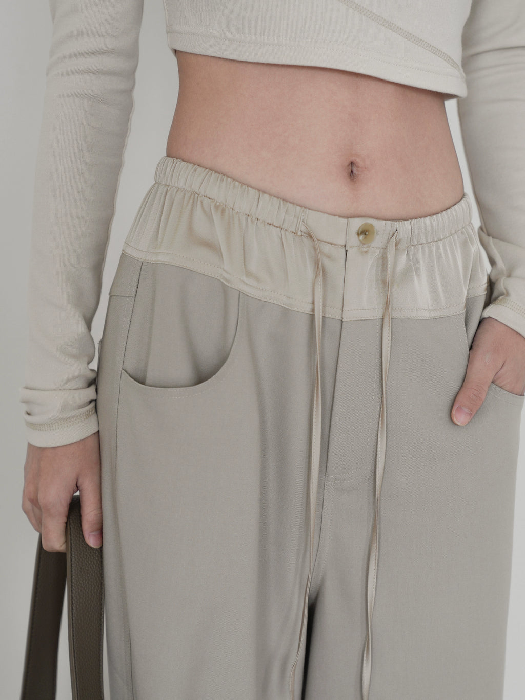 EM  Color Match Wide Leg Straight Pants