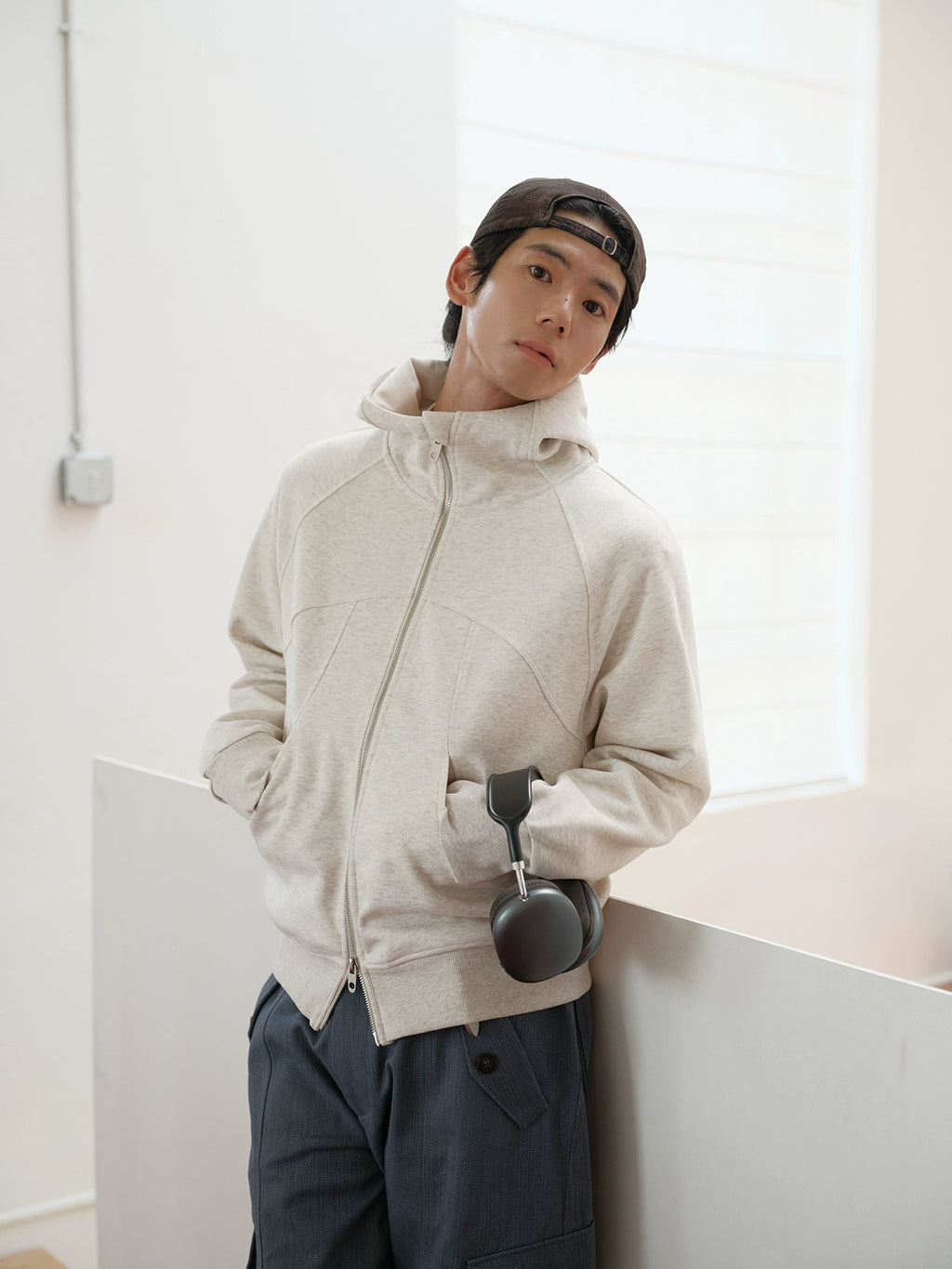 CARPEM Short Sport Zip Hooded Sweater