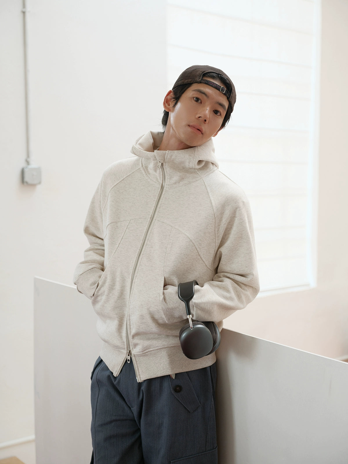 CARPEM Short Sport Zip Hooded Sweater