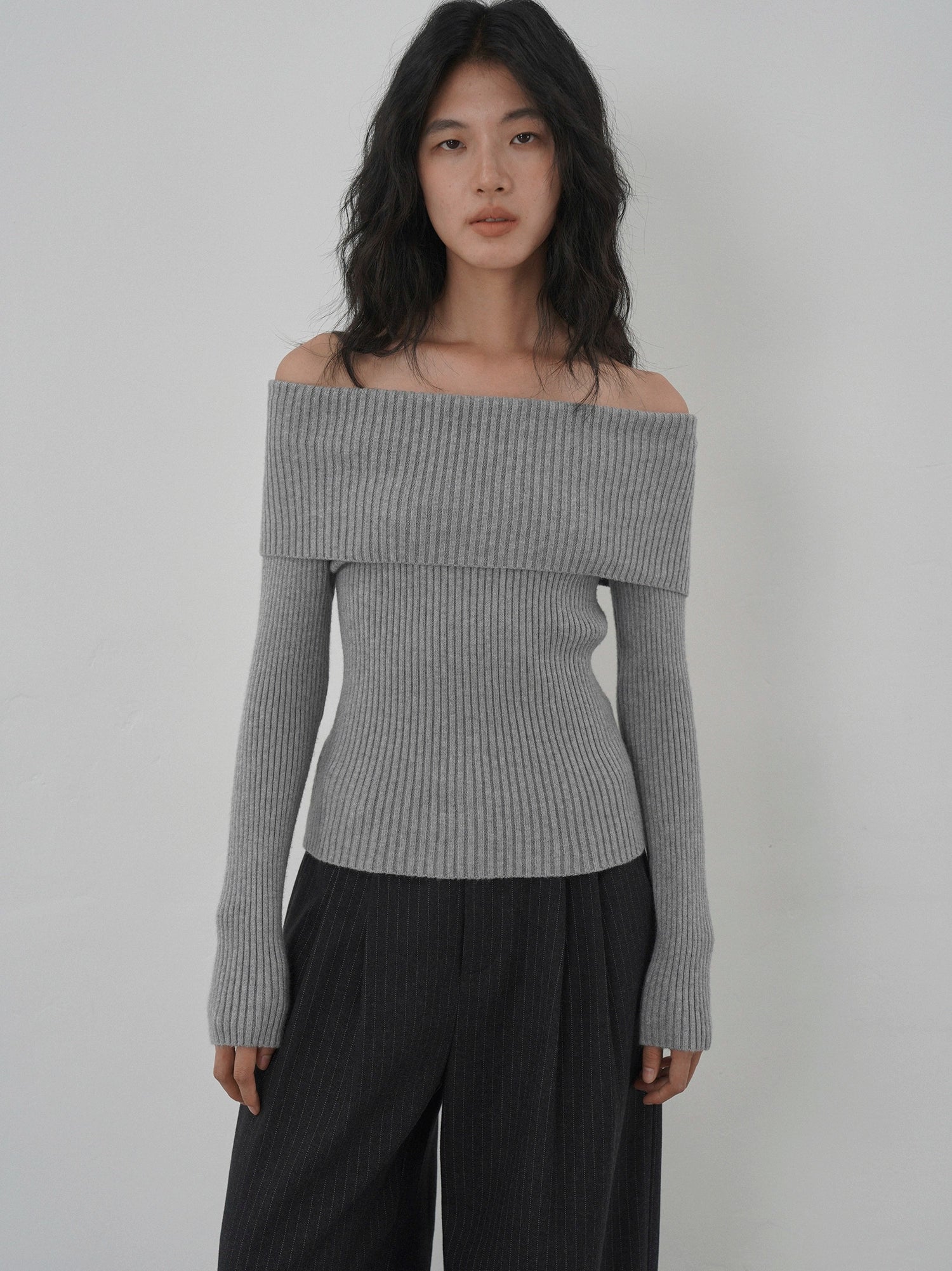 EIGHTHMONTH One-word Shoulder Slim-fit Knitted Sweater