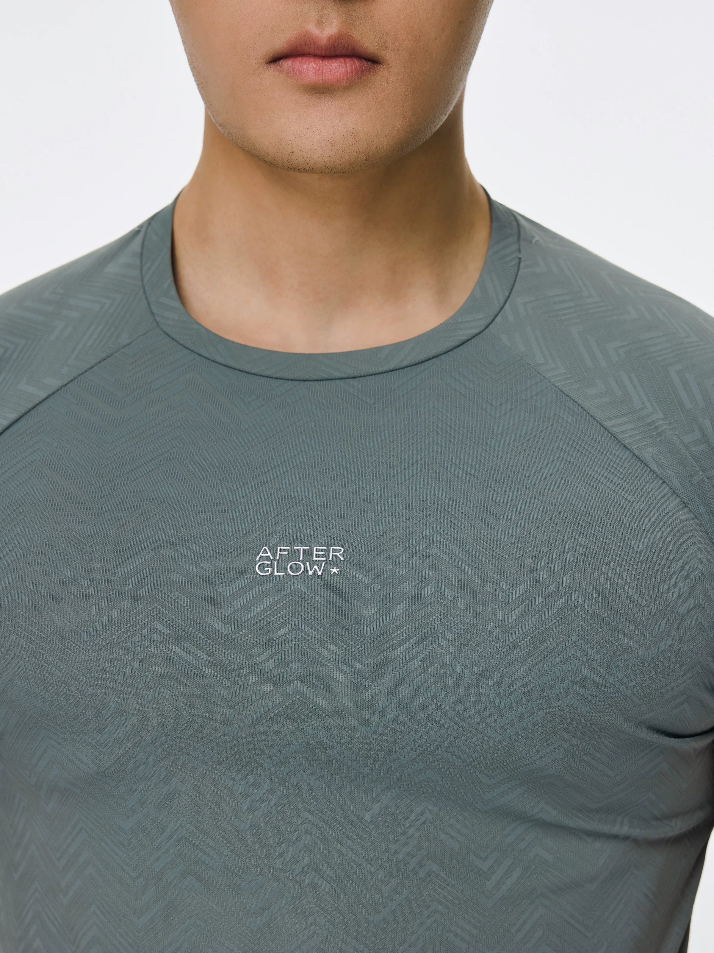 AFTERGLOW Light and Breathable Sports Tee