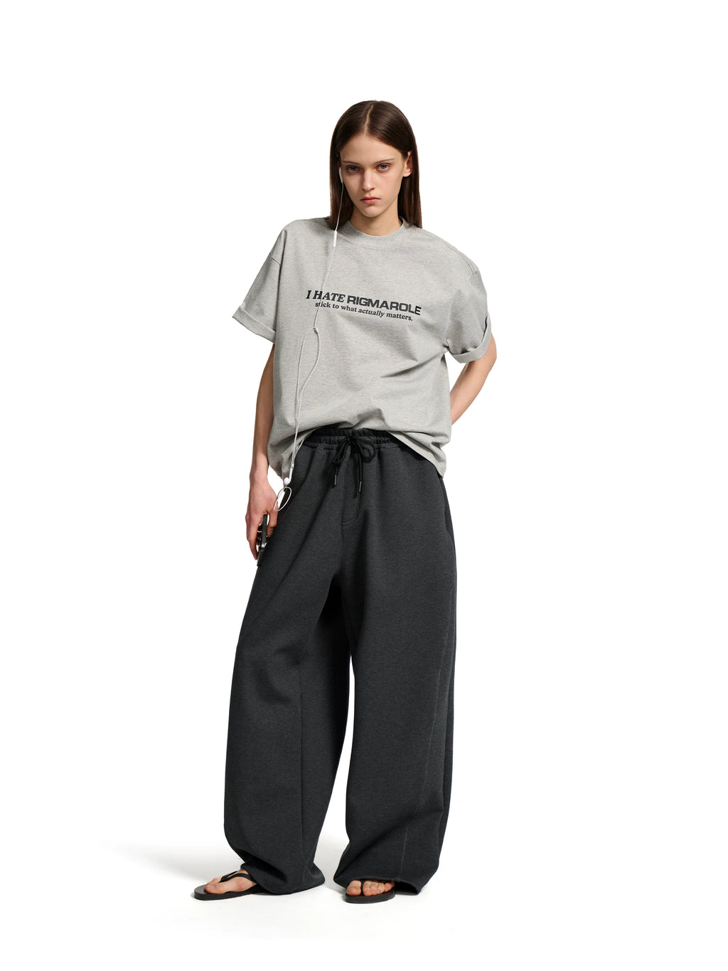 Loopsoon Letter Print Loose Round Neck Tee