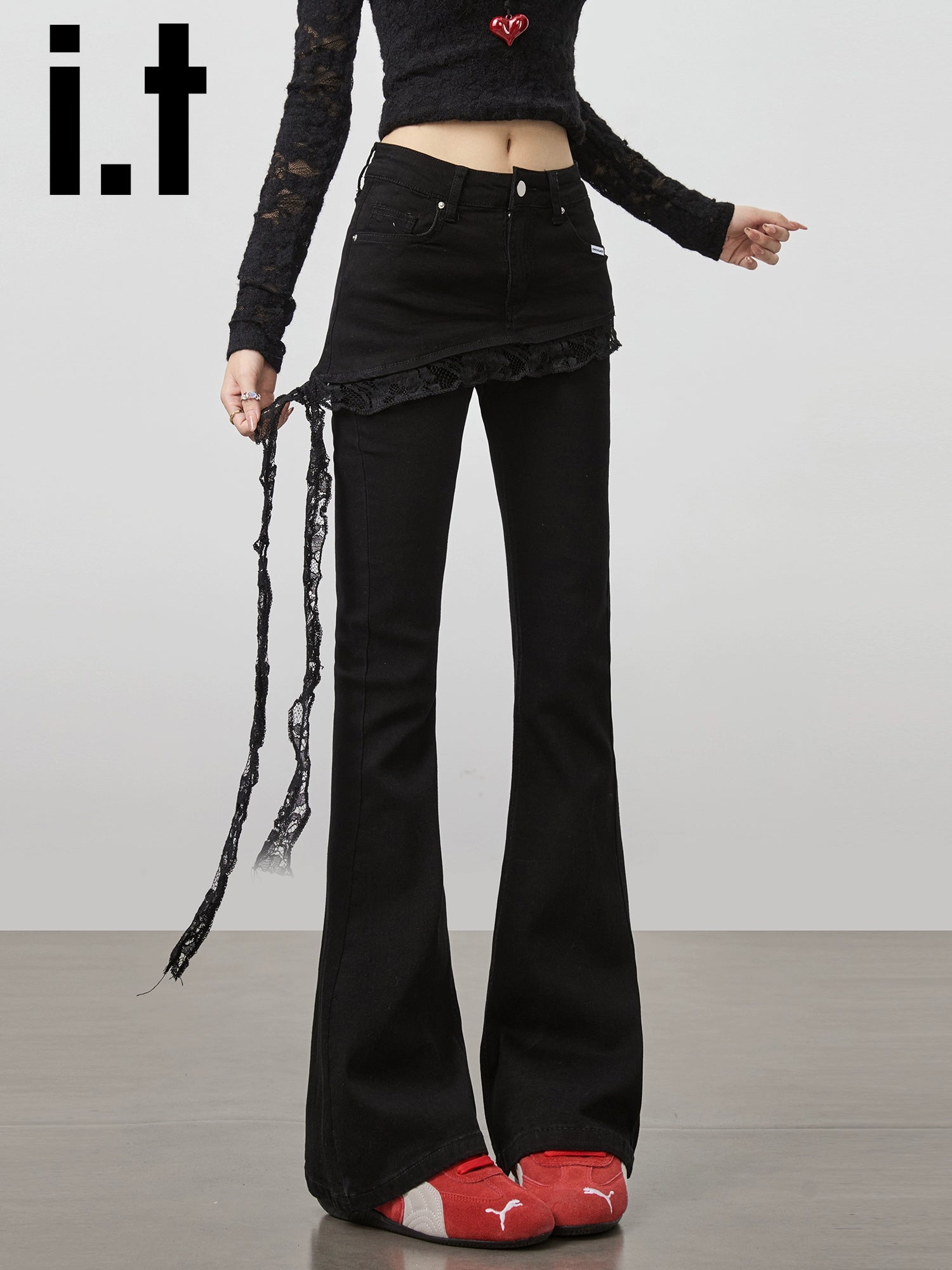 IT: CHOCOOLATE Fake Two-piece Stitched Lace Jeans