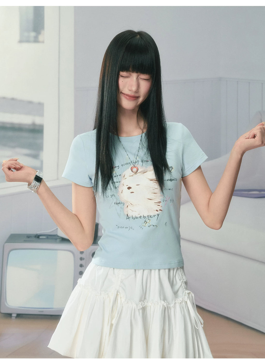 Ablueberry Slim and Thin Versatile Tee