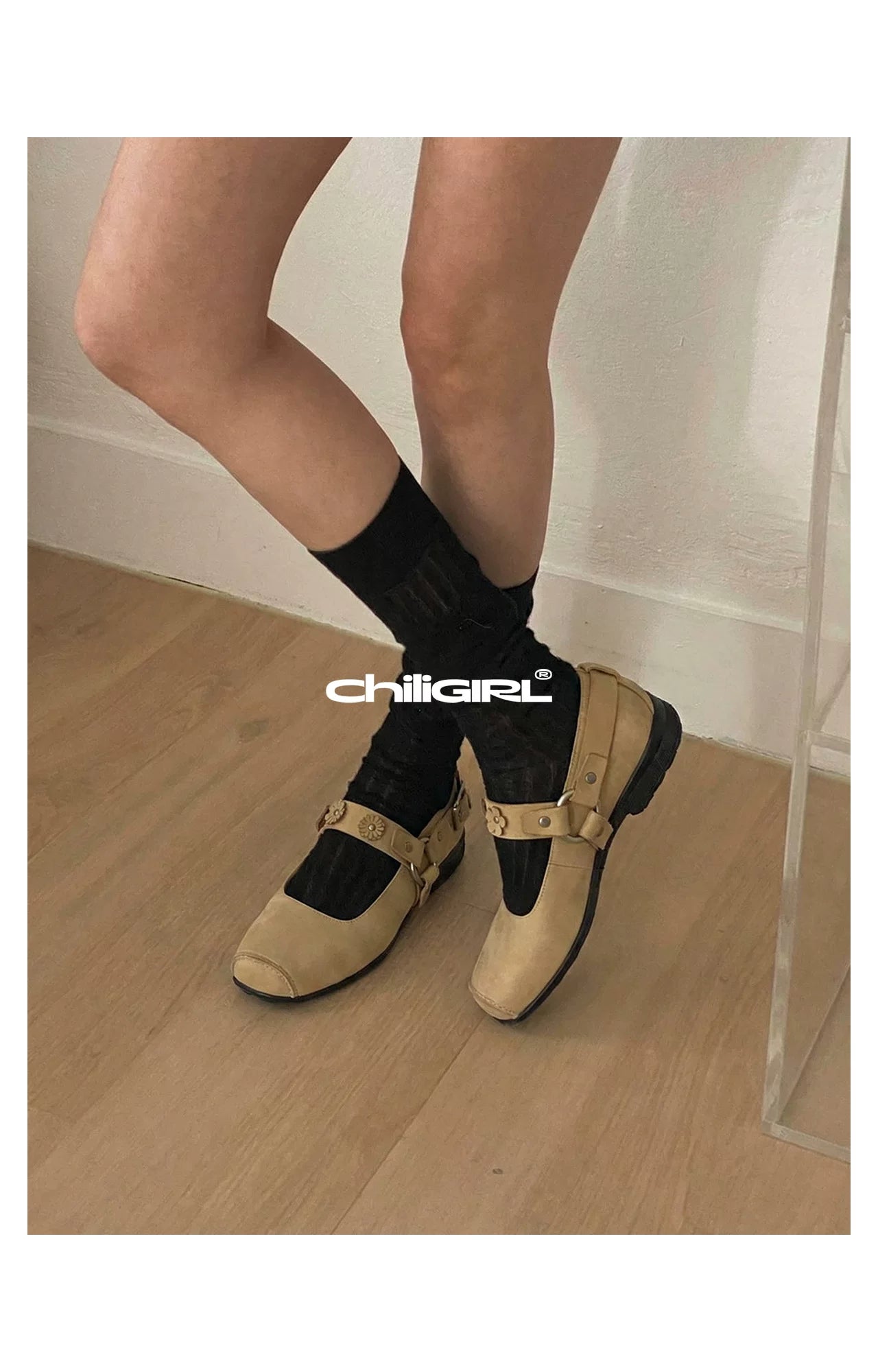 CHILIGIRL Flower One-word Buckle Strap Versatile Shoes