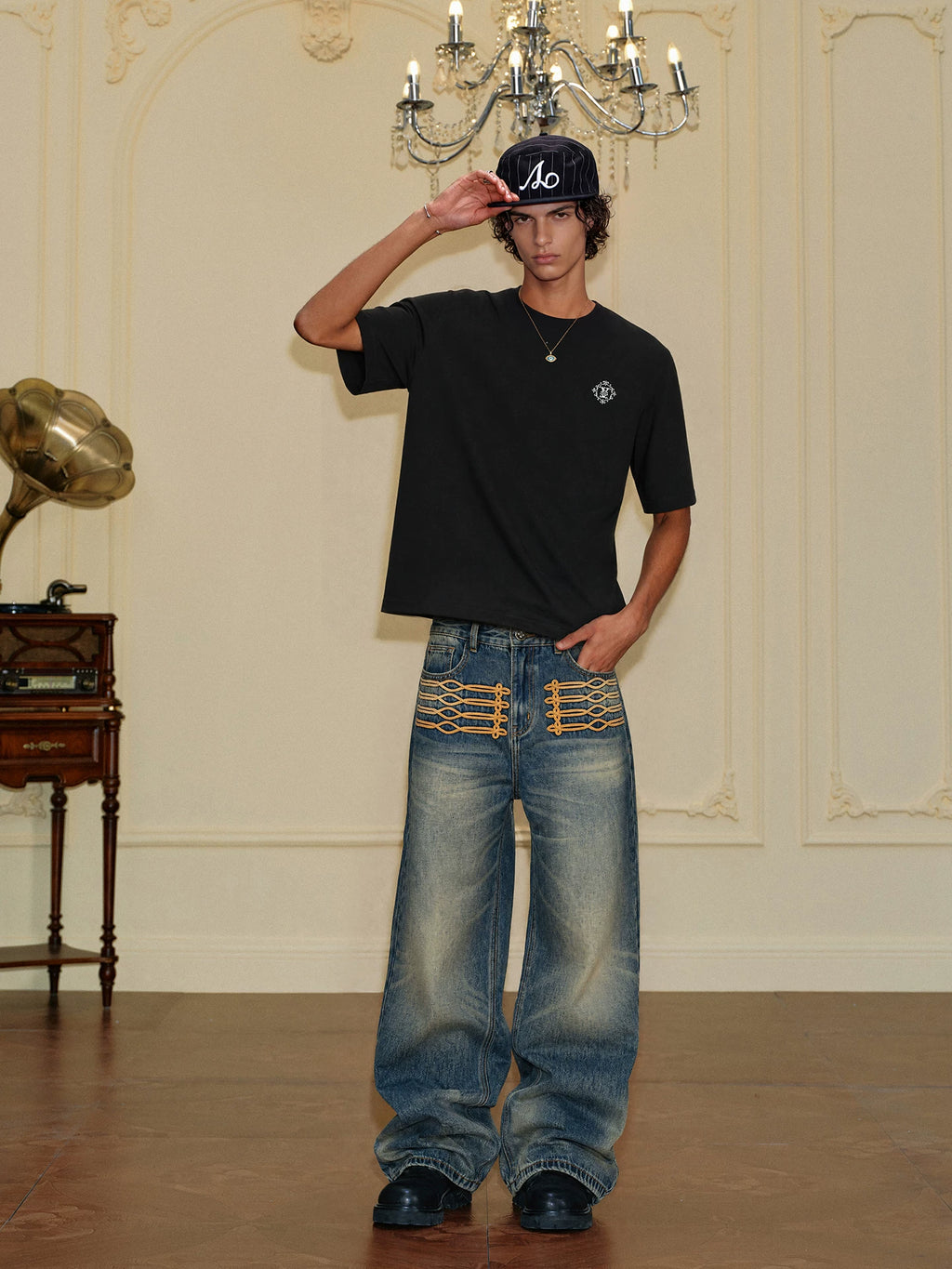YADcrew Vintage Embroidered Loose Jeans