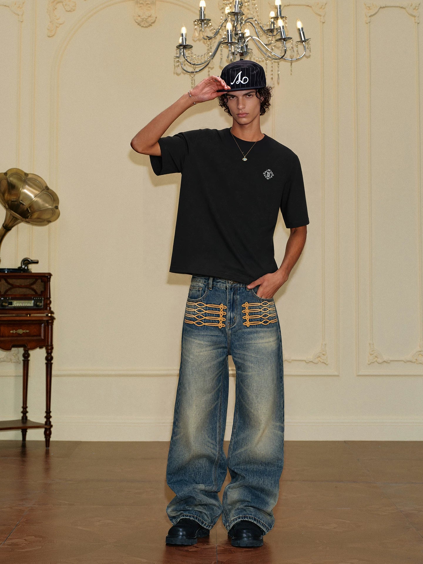 YADcrew Vintage Embroidered Loose Jeans